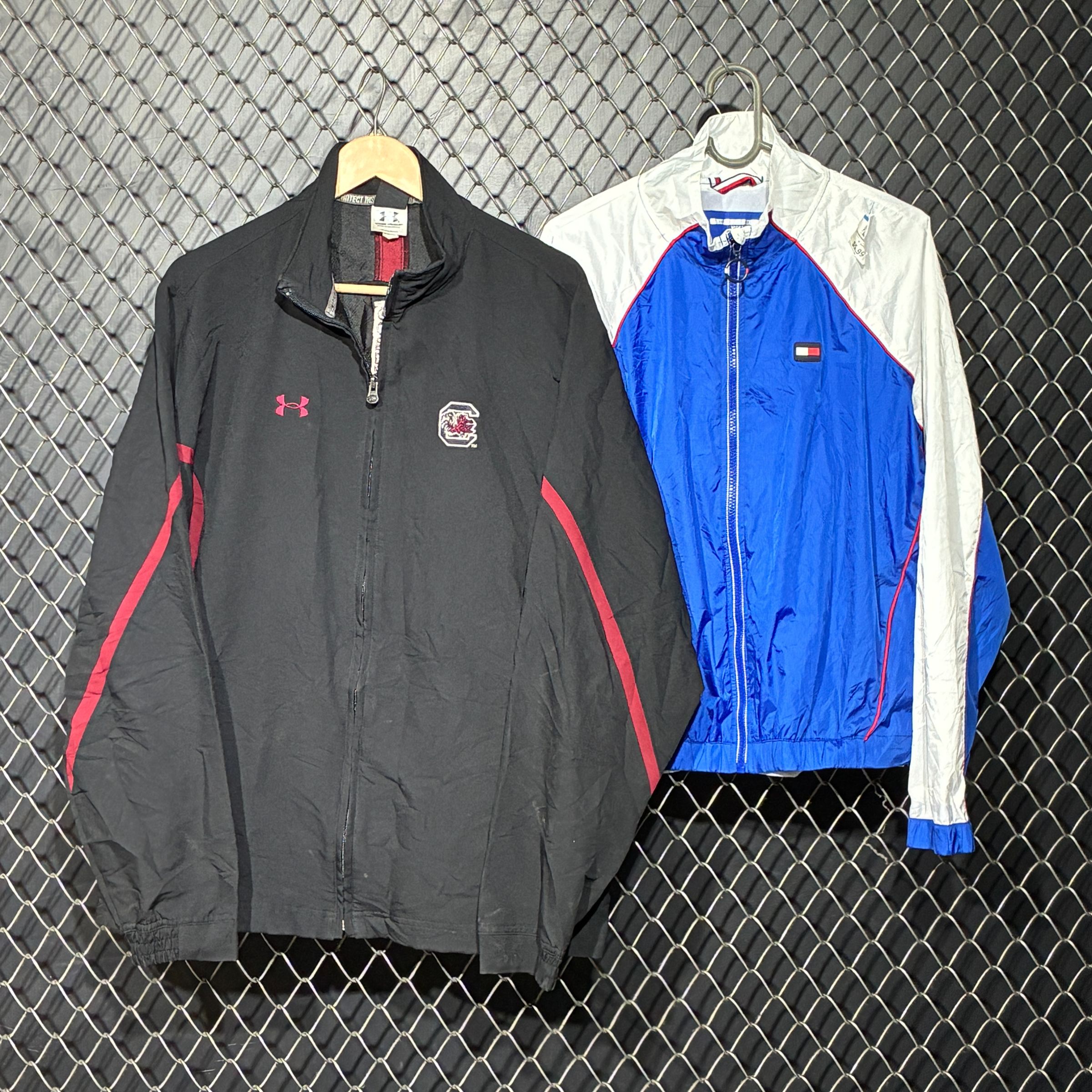 tommy hilfiger branded  windbreaker (fnc969)