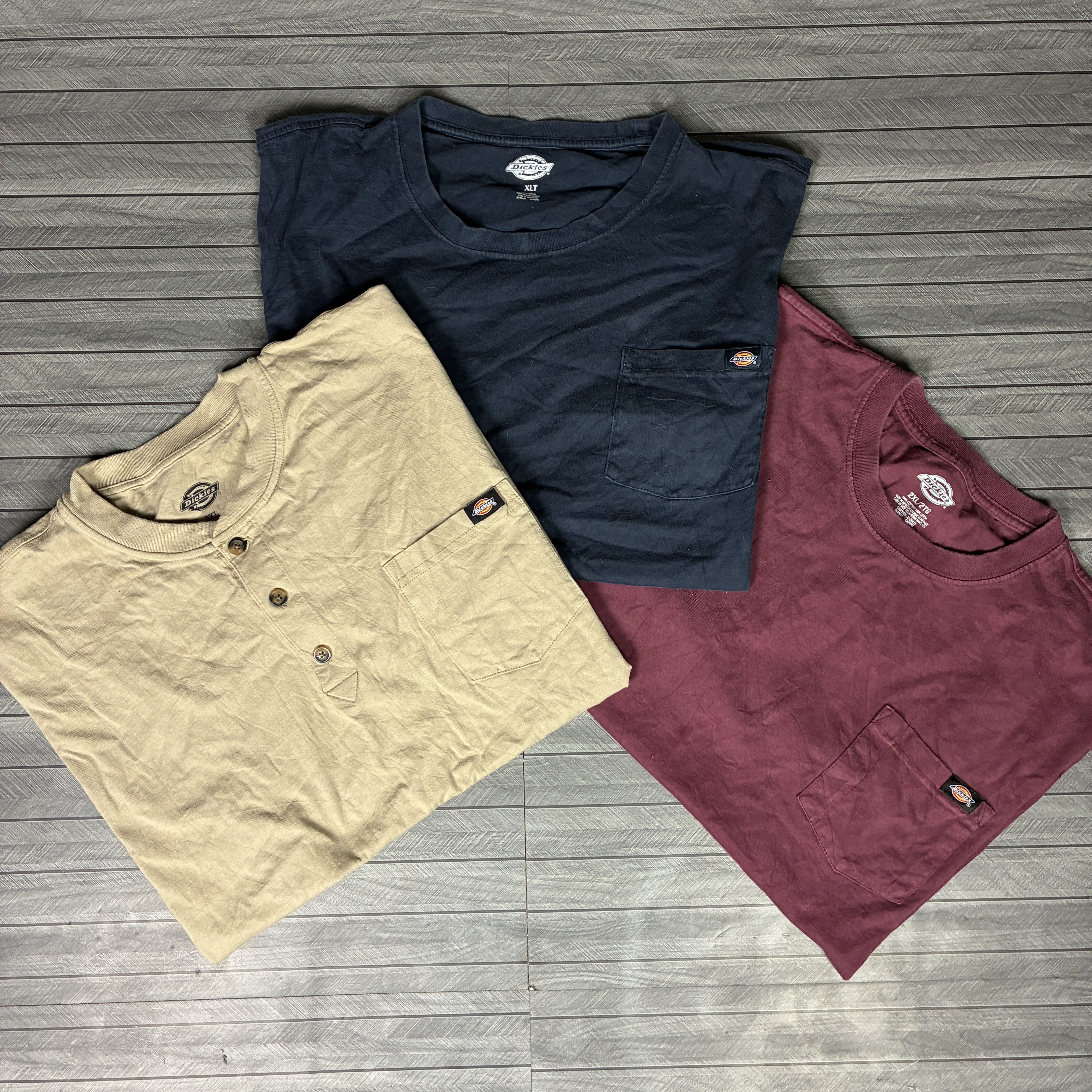 T-Shirt Dickies – Mix di Abbigliamento da Lavoro c..