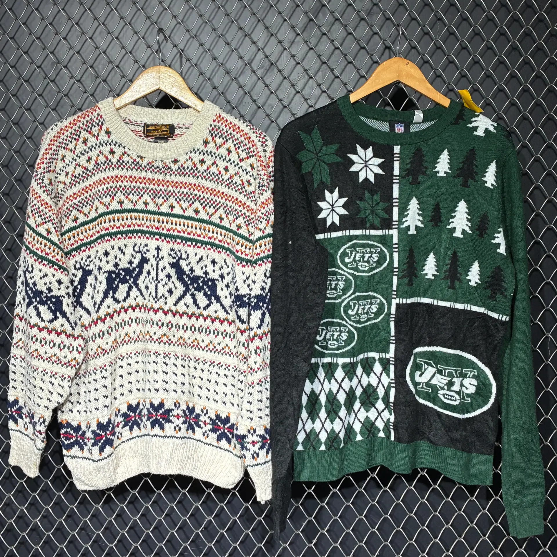 christmas sweaters (fnc:1064)