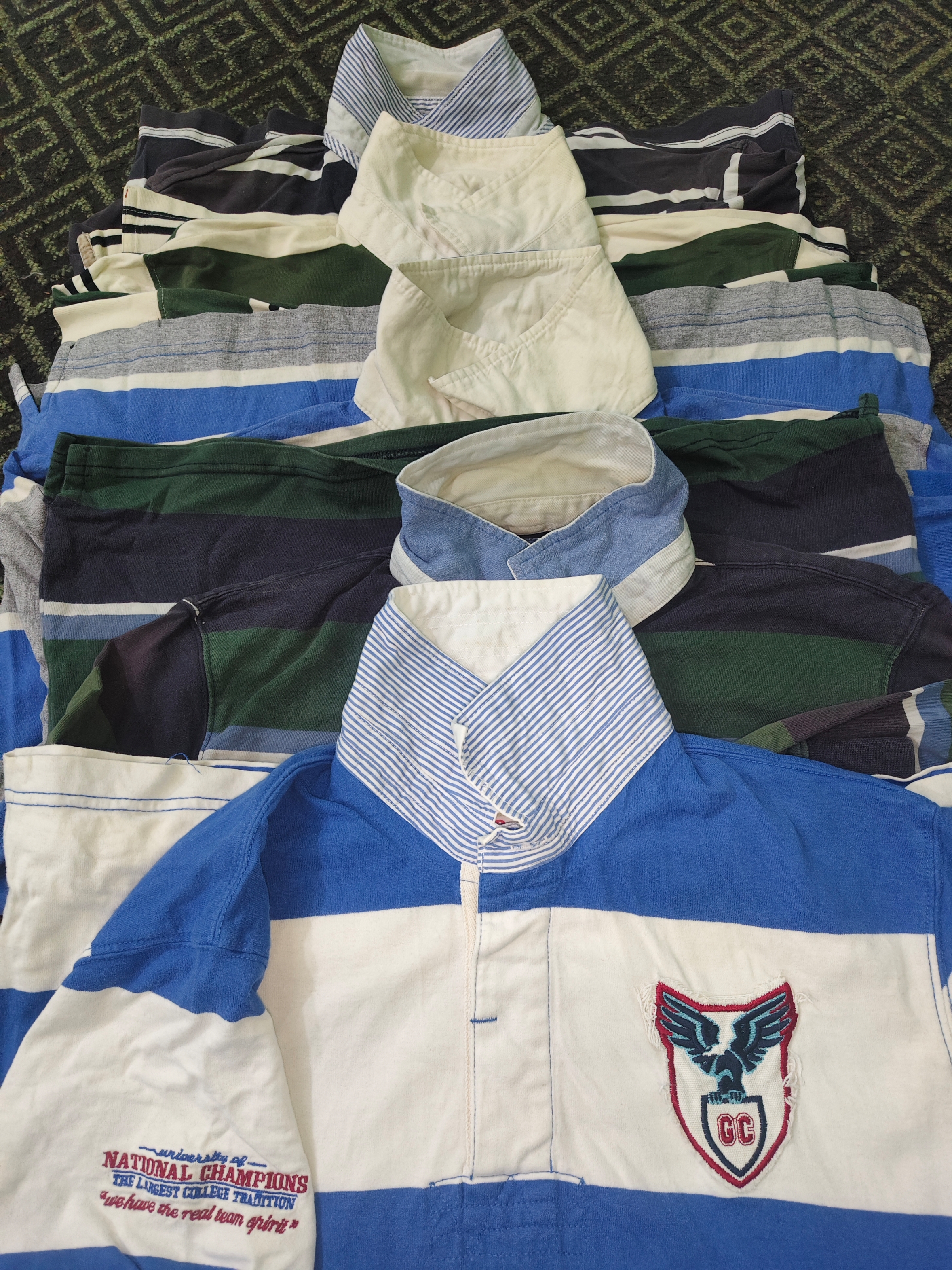 ラグビーシャツ