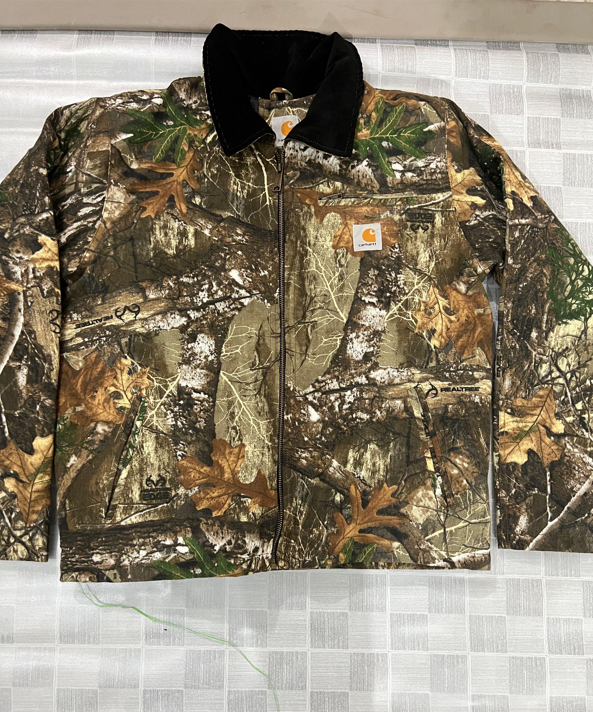 reworked style carhartt jungle print(real tree) de..