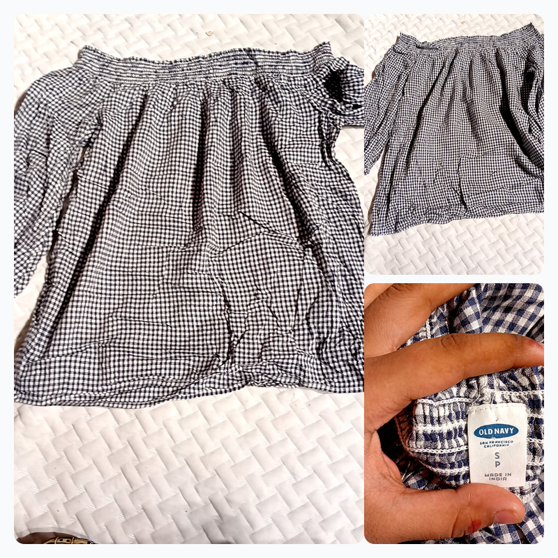 Blusa con volantes de cuadros de Old Navy, sin hom..