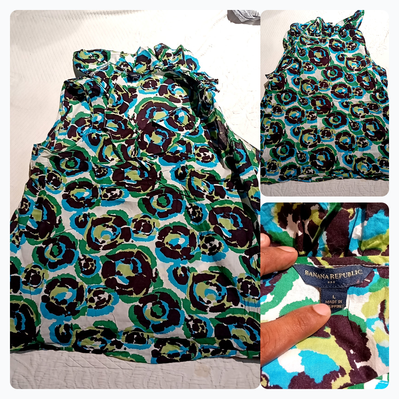 Blusa floral sin mangas con volante de Banana Repu..