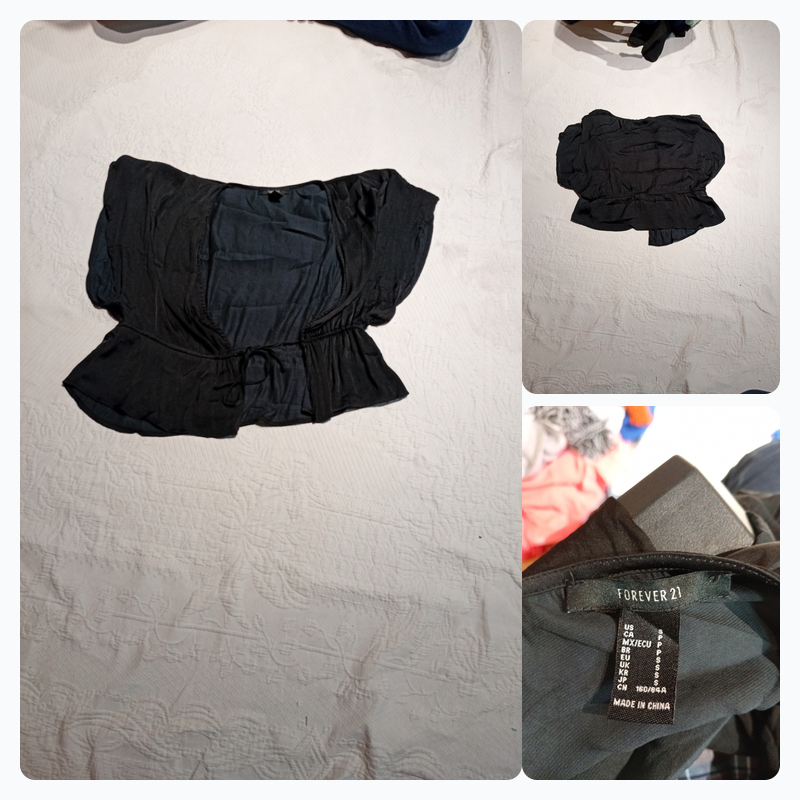 Forever 21 ブラックブラウス