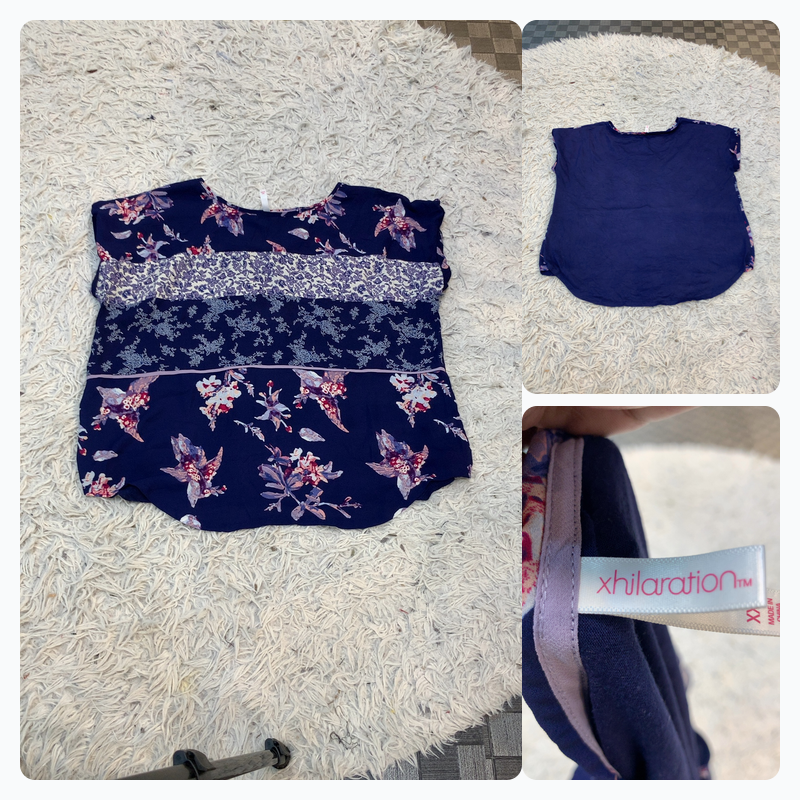 Xhilaration Floral Print Top