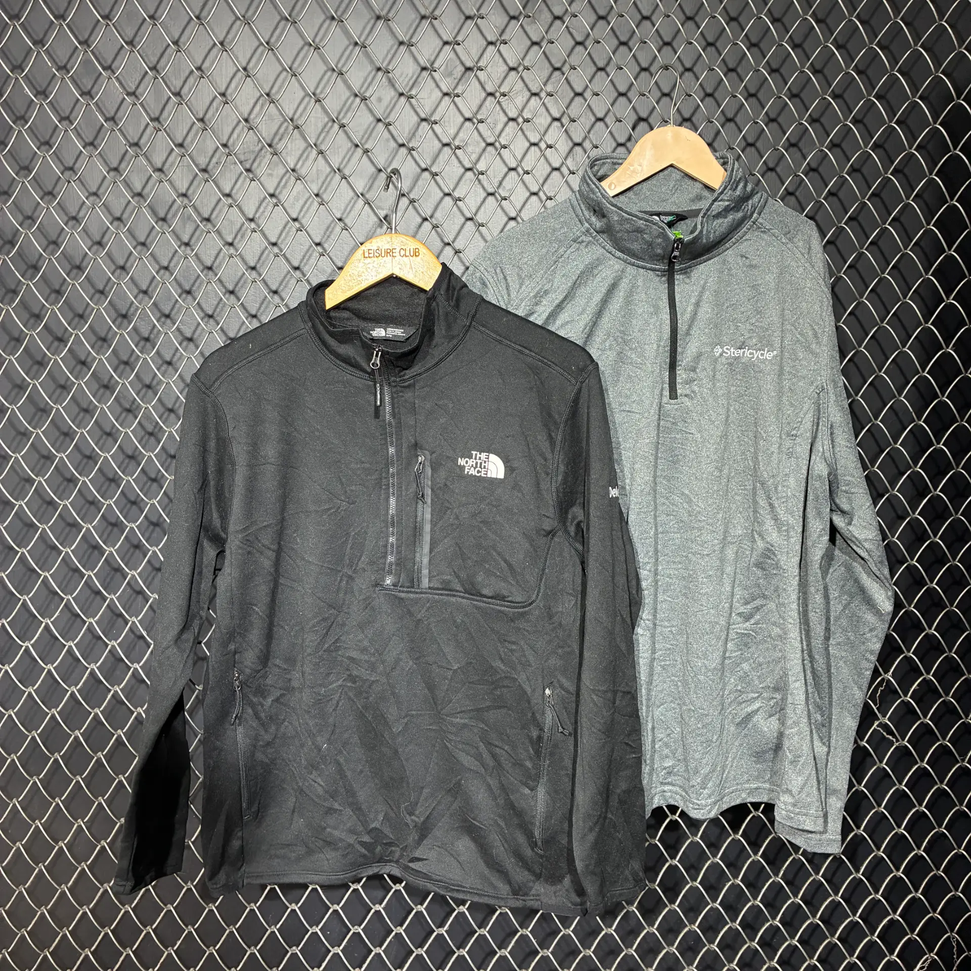 the north face Sweatshirts Half Zip (fnc:922)