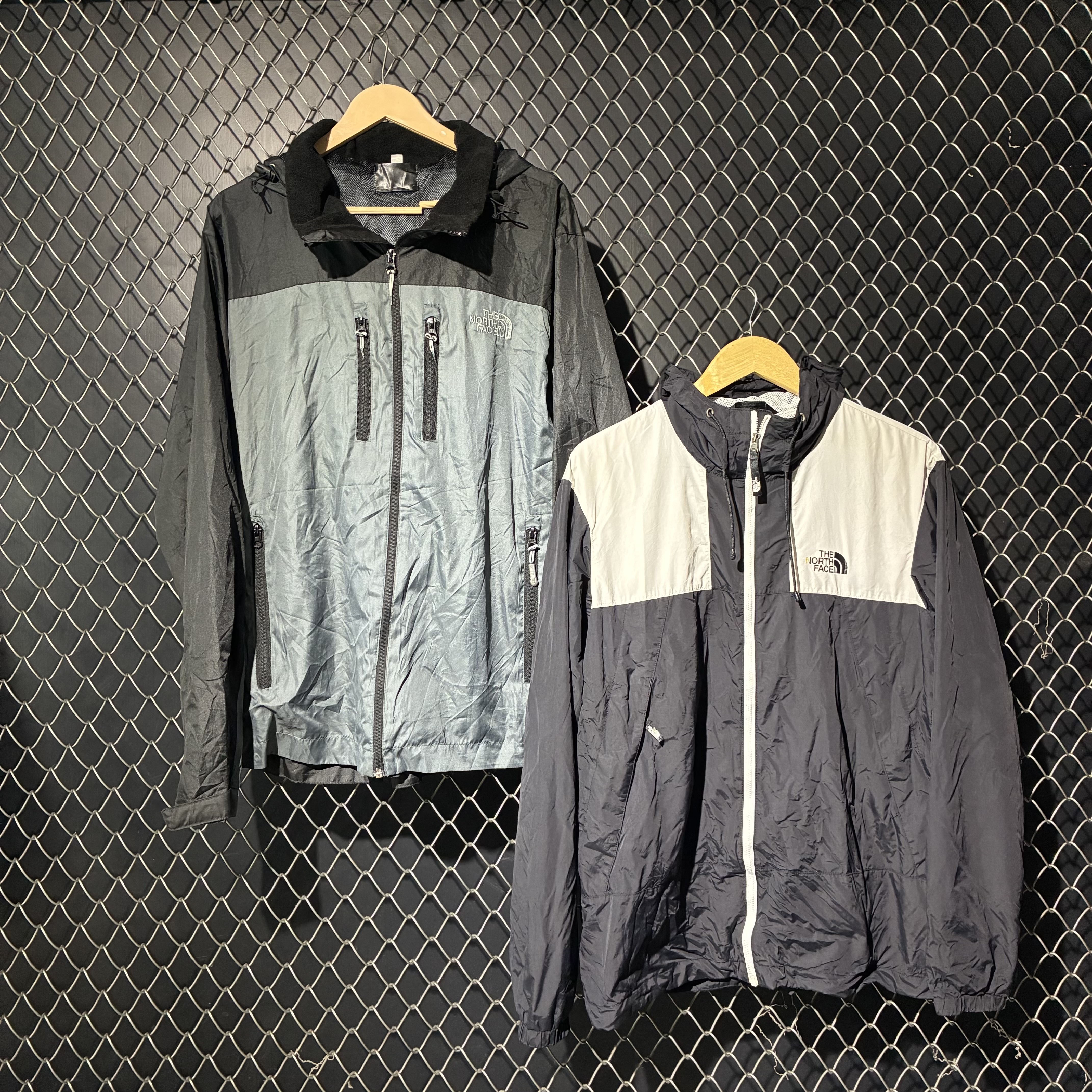 the north face  windbreaker (fnc:480)