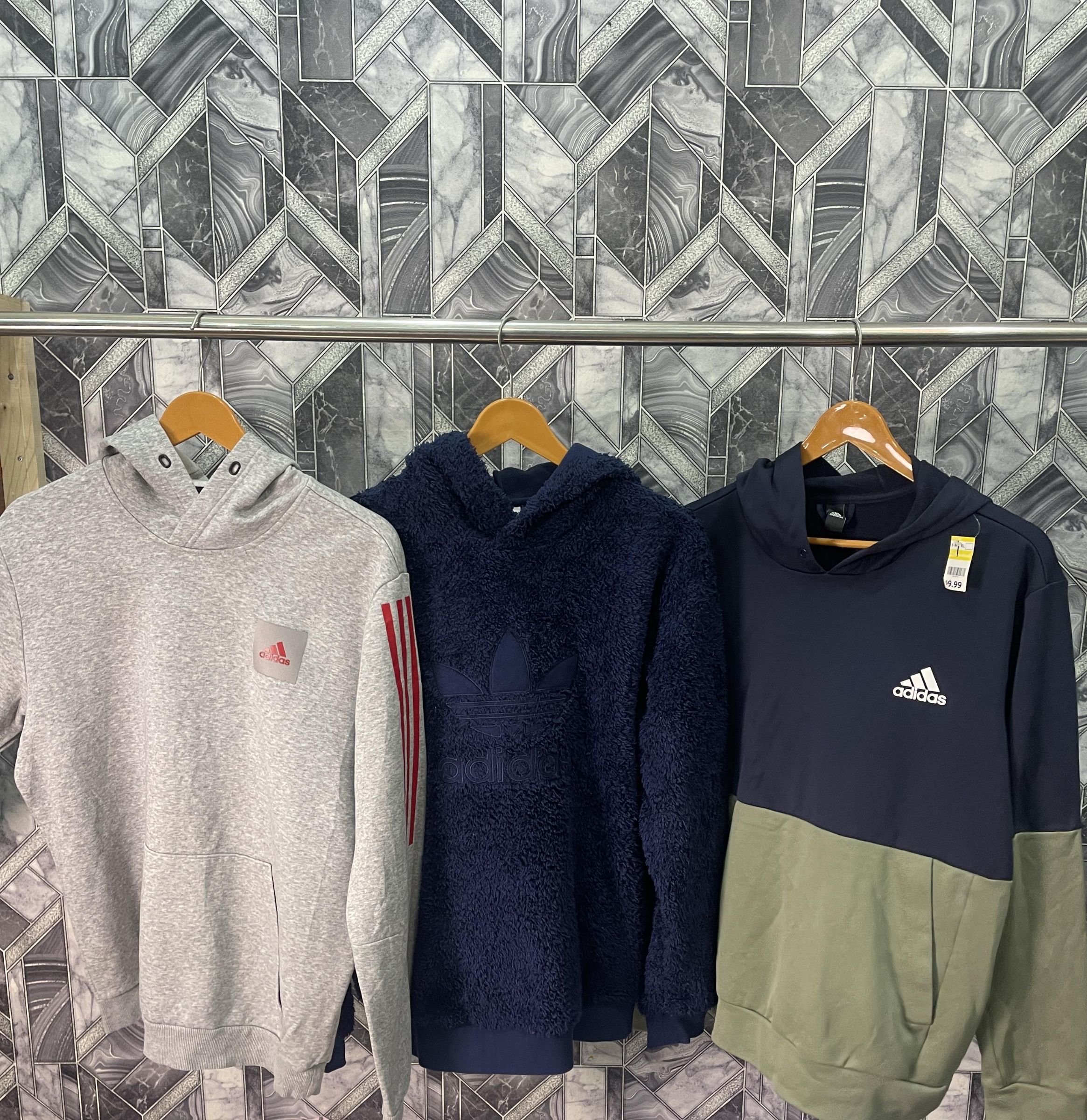 av-1422 adidas hoodies