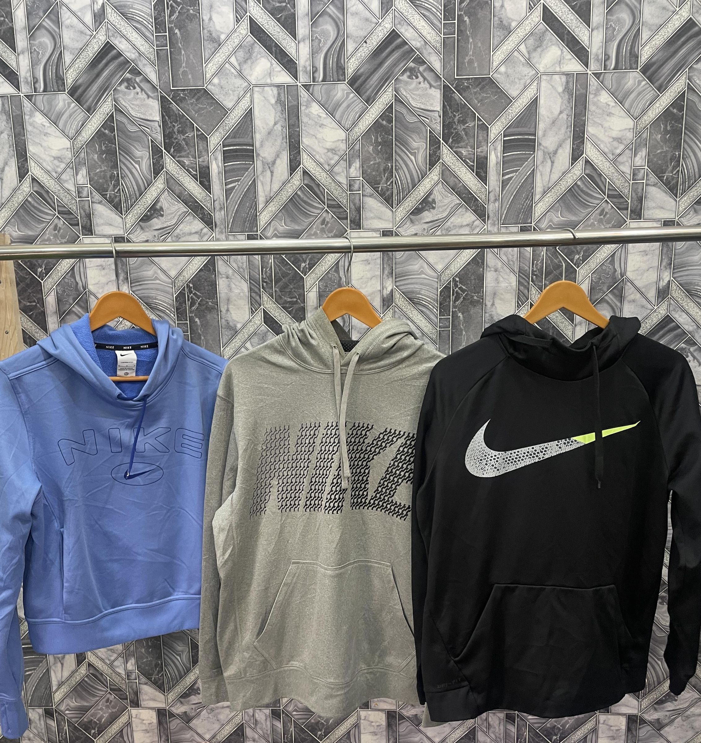 av-1424 nike hoodies