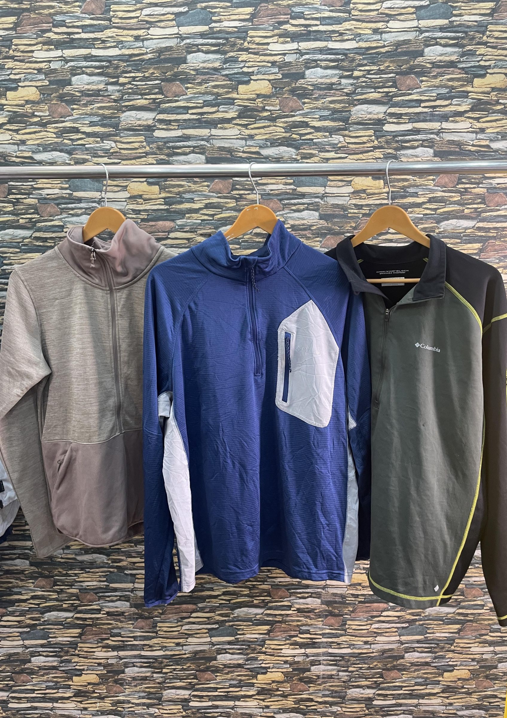 av-1428 columbia hoodies & sweatshirts