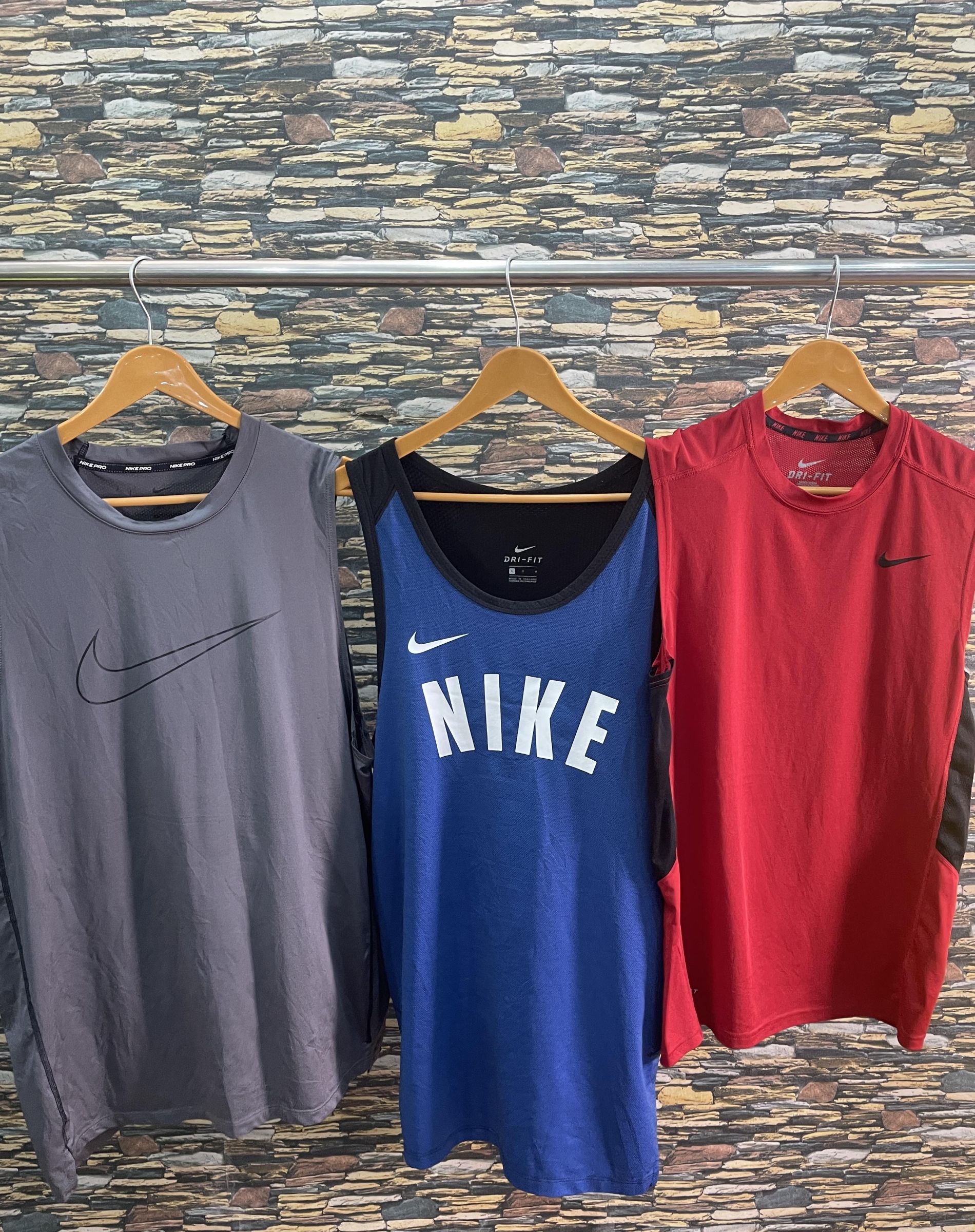 av-1429 nike tank tops