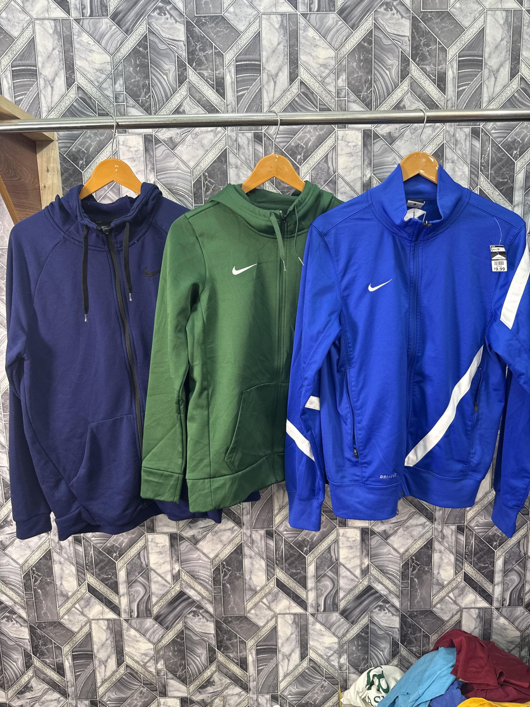 av-1473 nike mix jackets