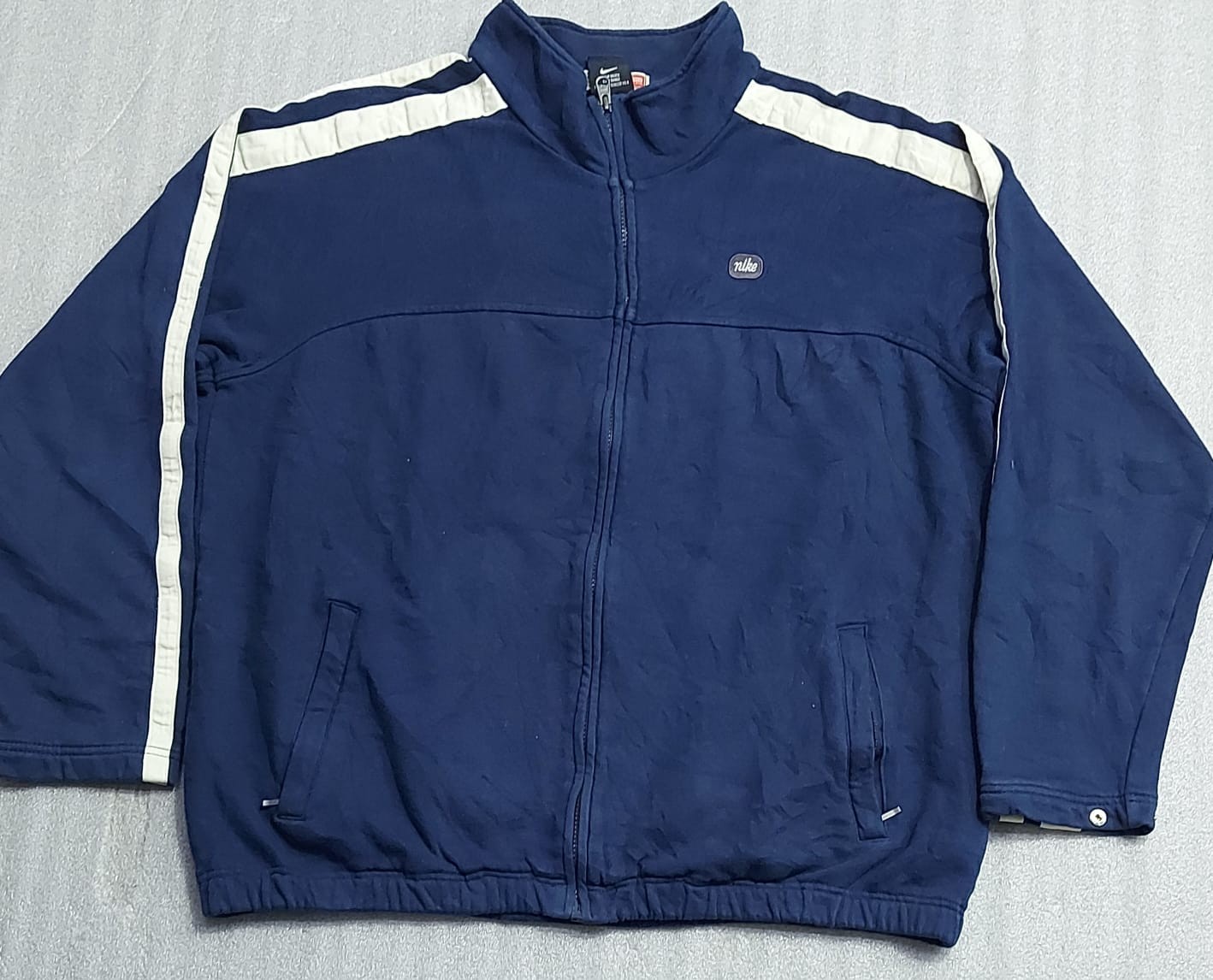 nike sweatshirts & hoodies 8 pc (03091)