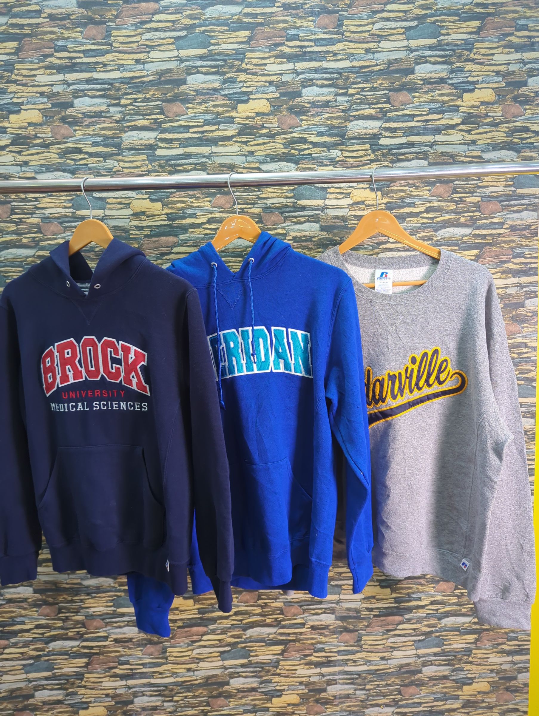 av-1558 russell athletics sweatshirts & hoodies