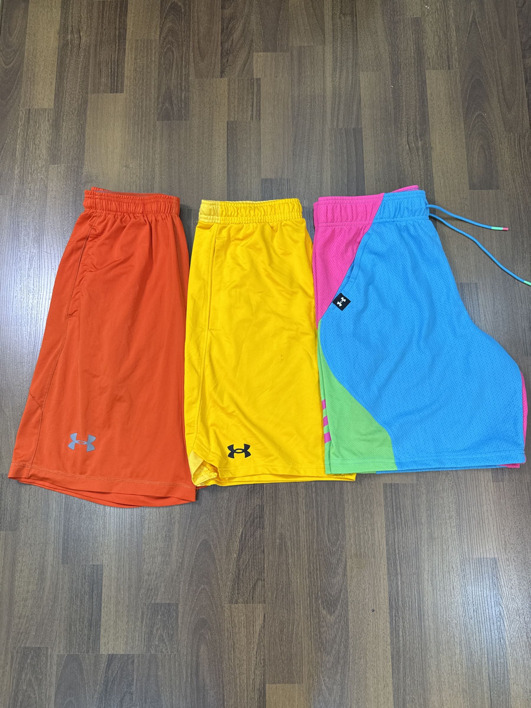 av-1583 under armour shorts