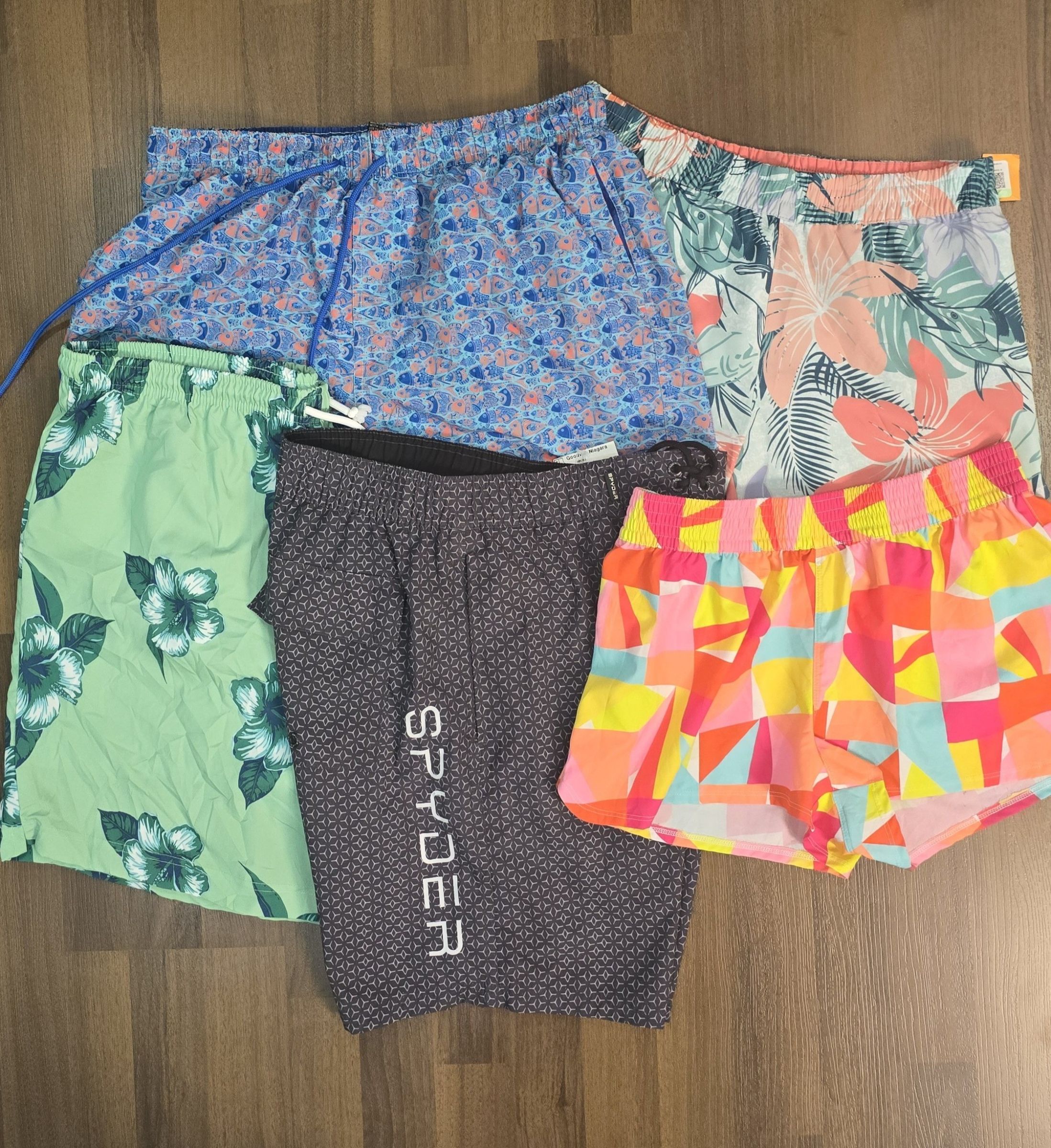av-1737 hawaiian shorts | beach shorts