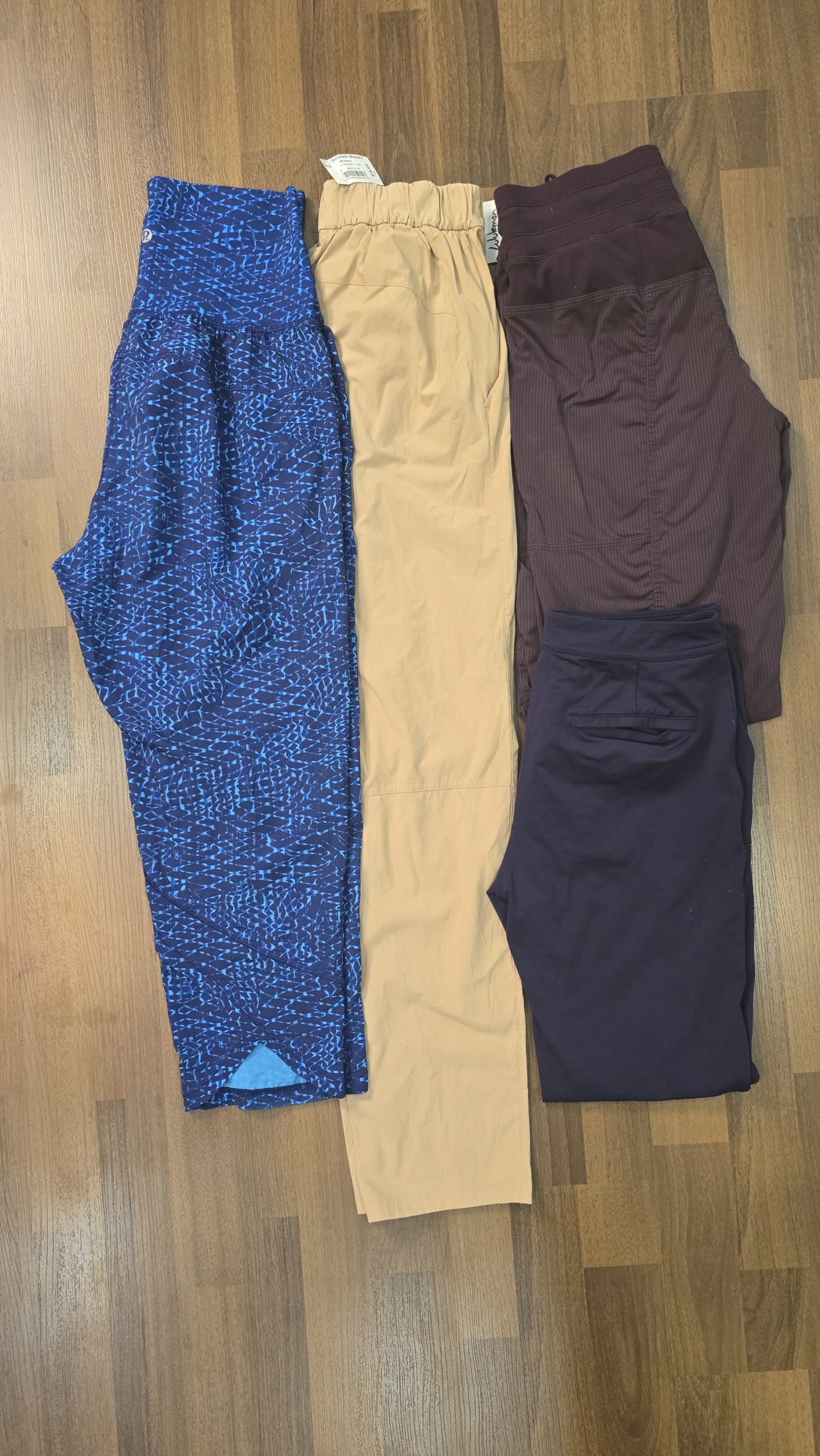 av-1735 lululemon track pants & trousers