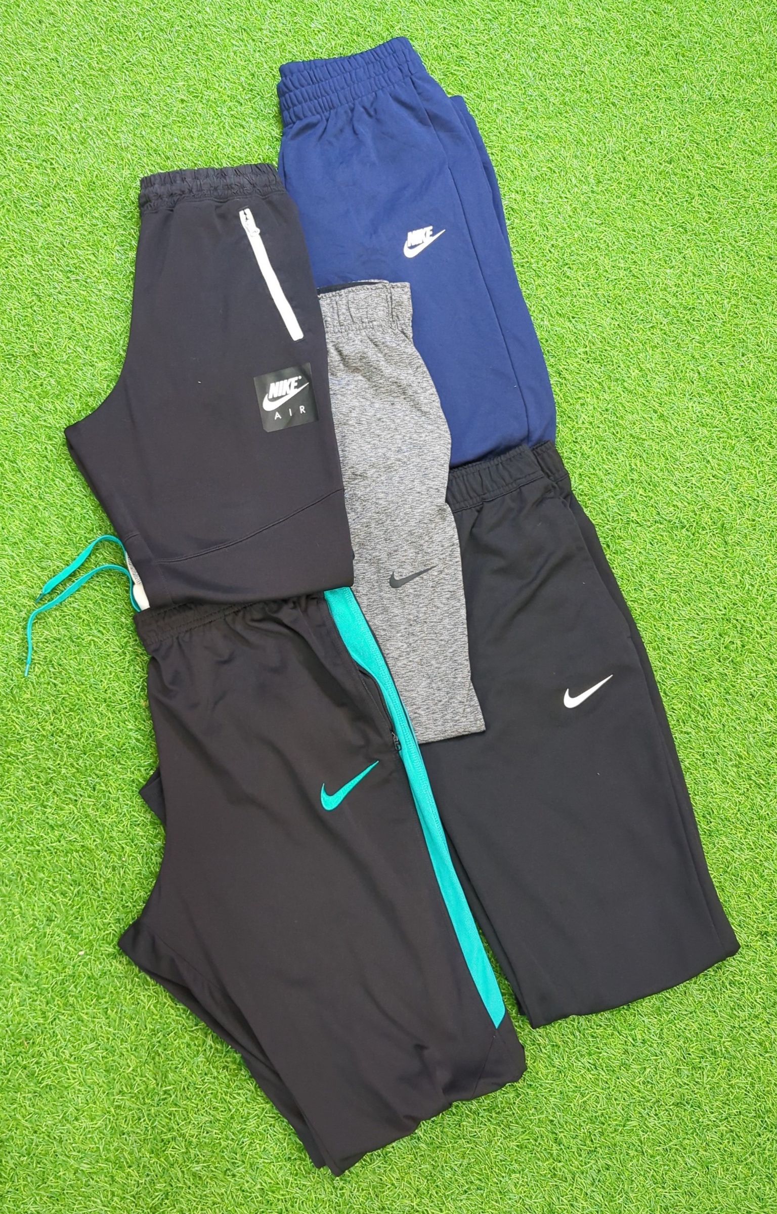 av-1760 nike track pants