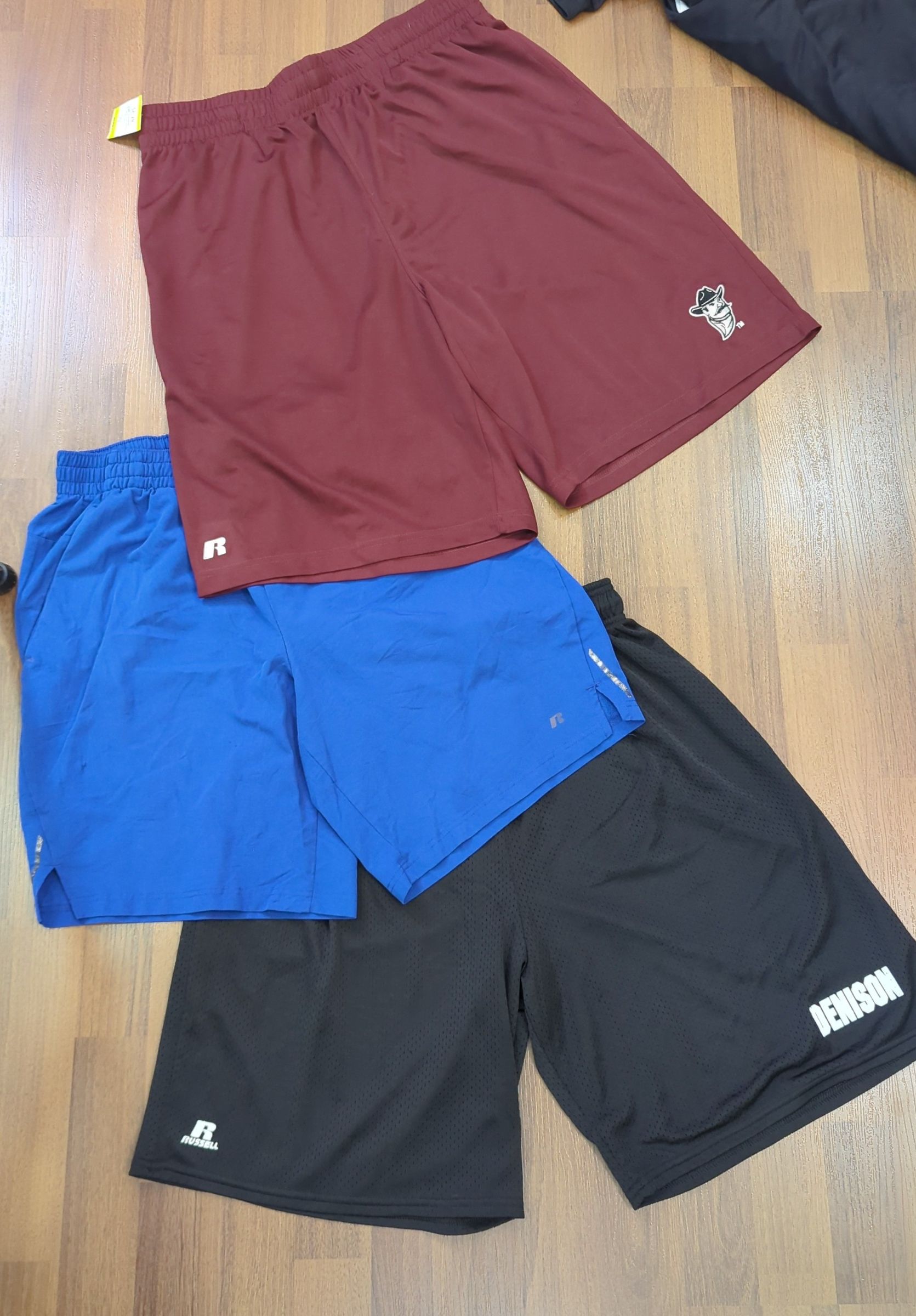 av-1765 russell athletics shorts