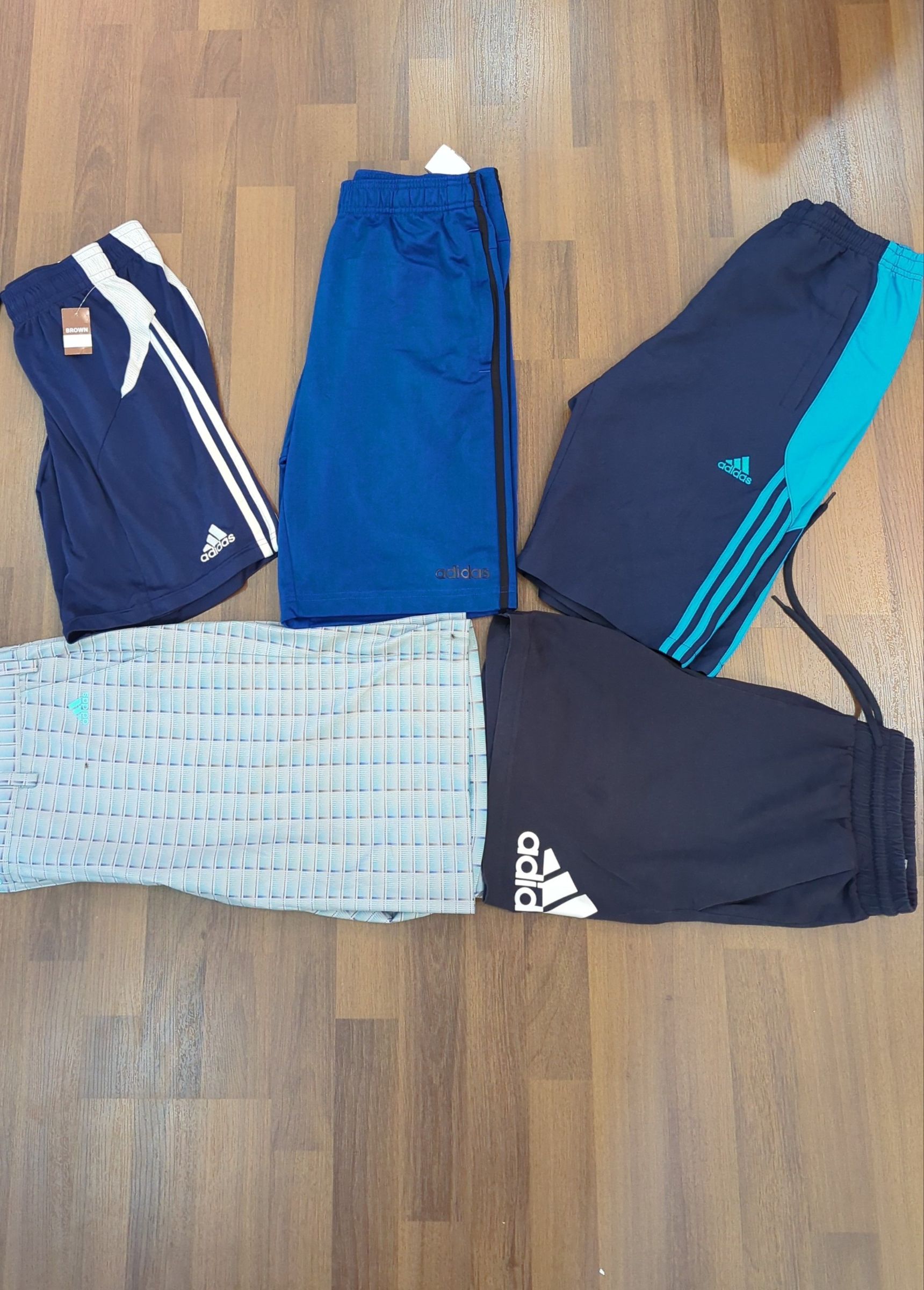 av-1790 adidas shorts