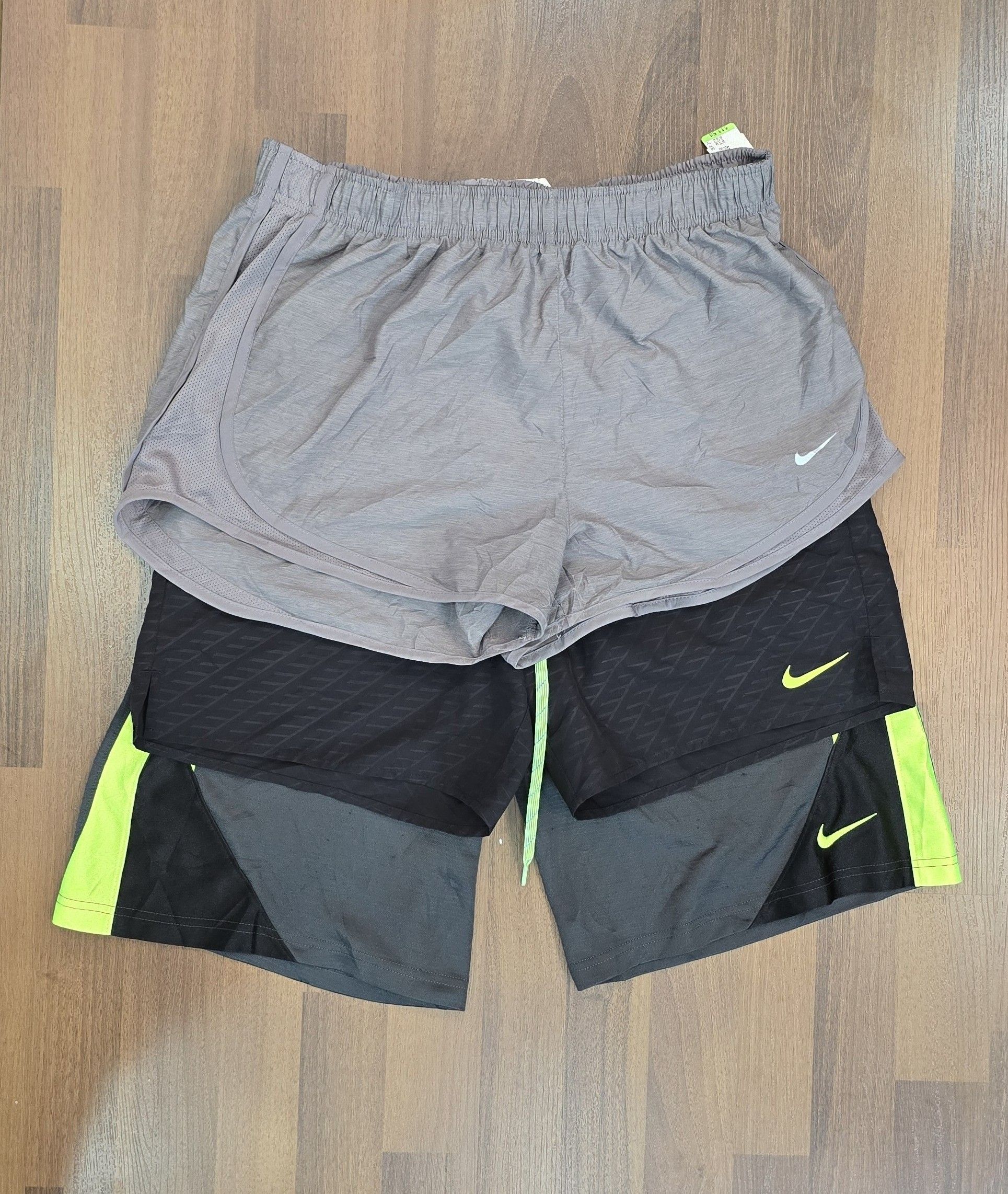 av-1852 nike shorts