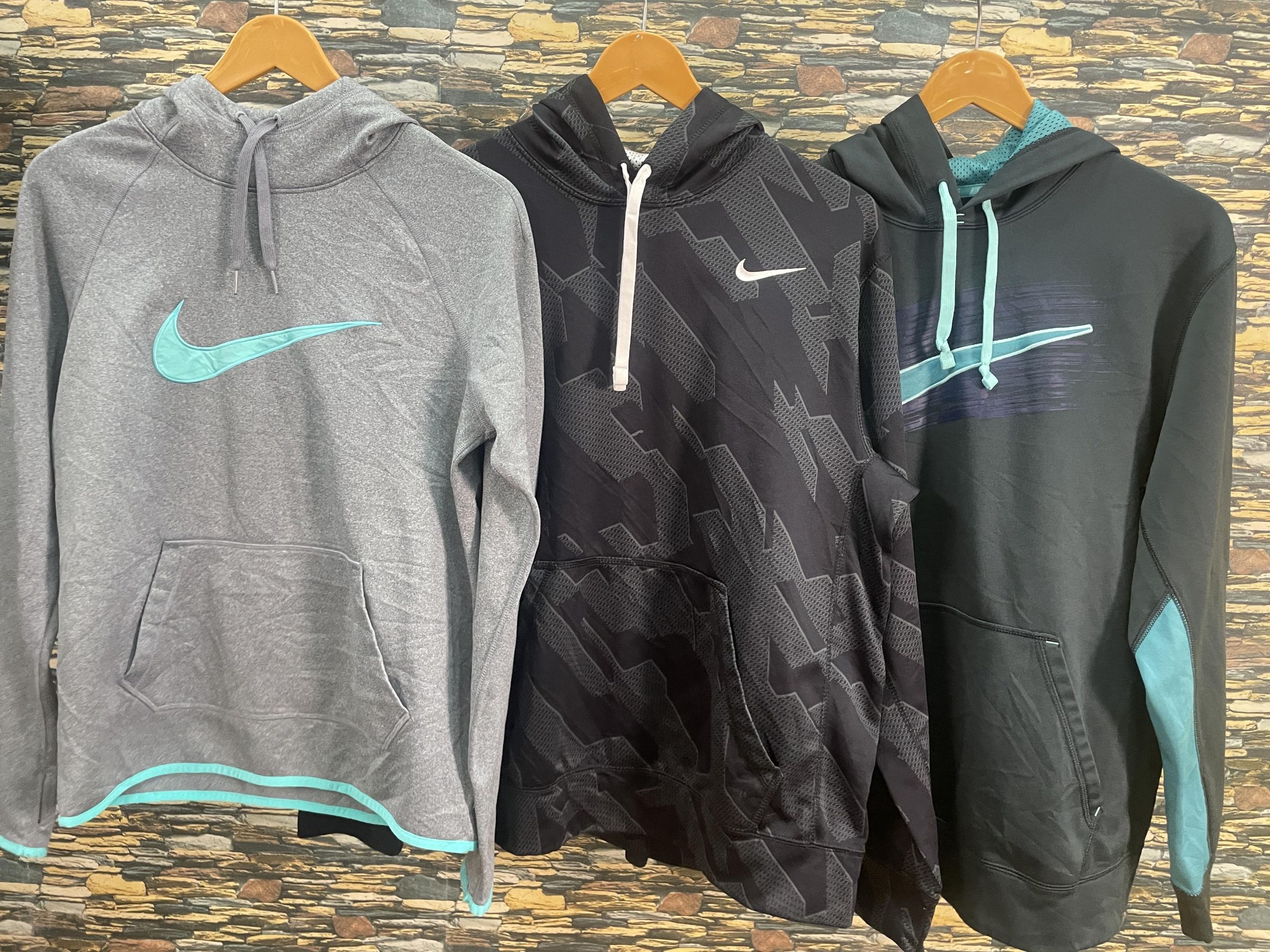av-1889 nike hoodies
