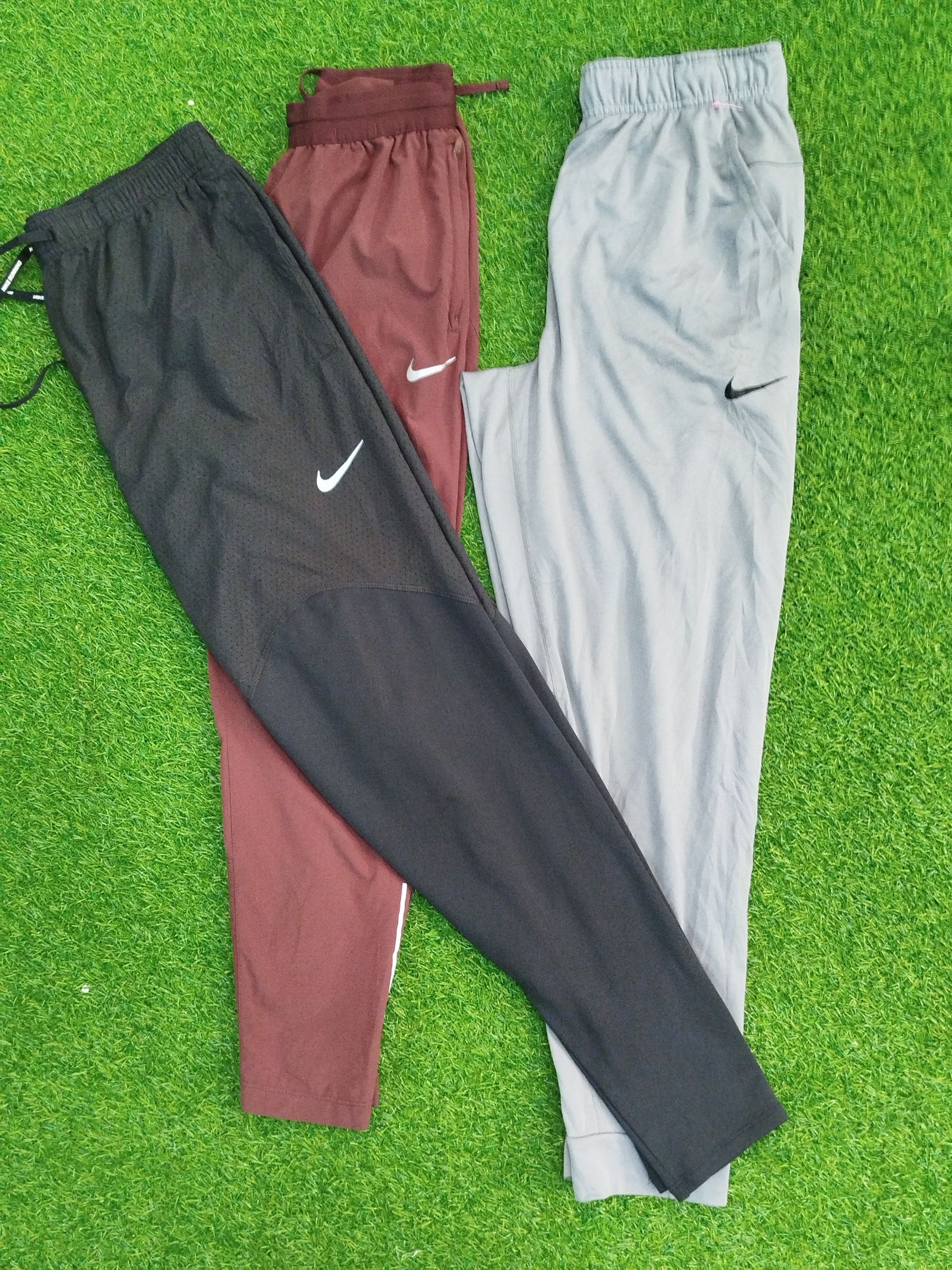 av-1881 nike track pants