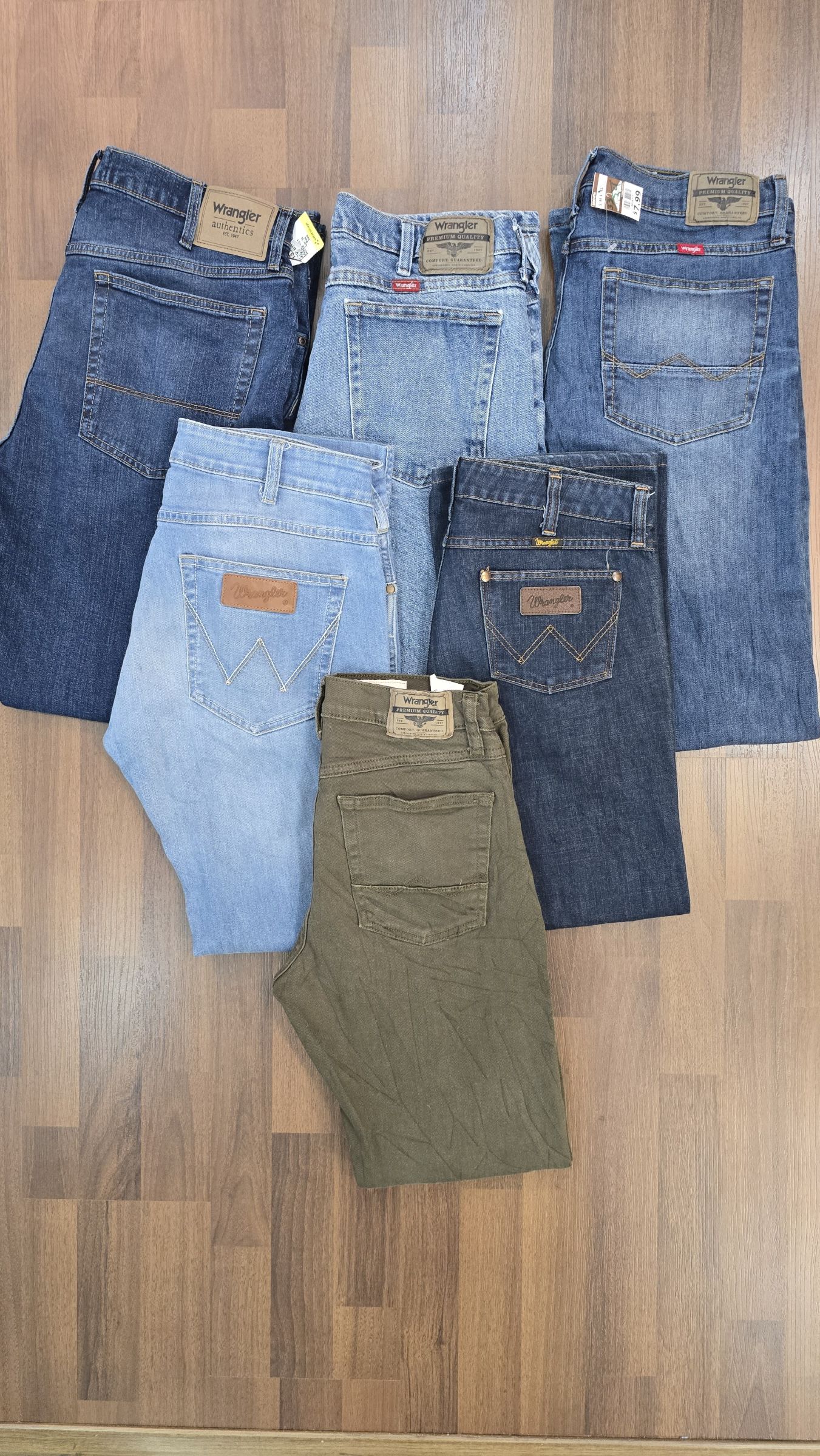 av-1901 wrangler mix jeans