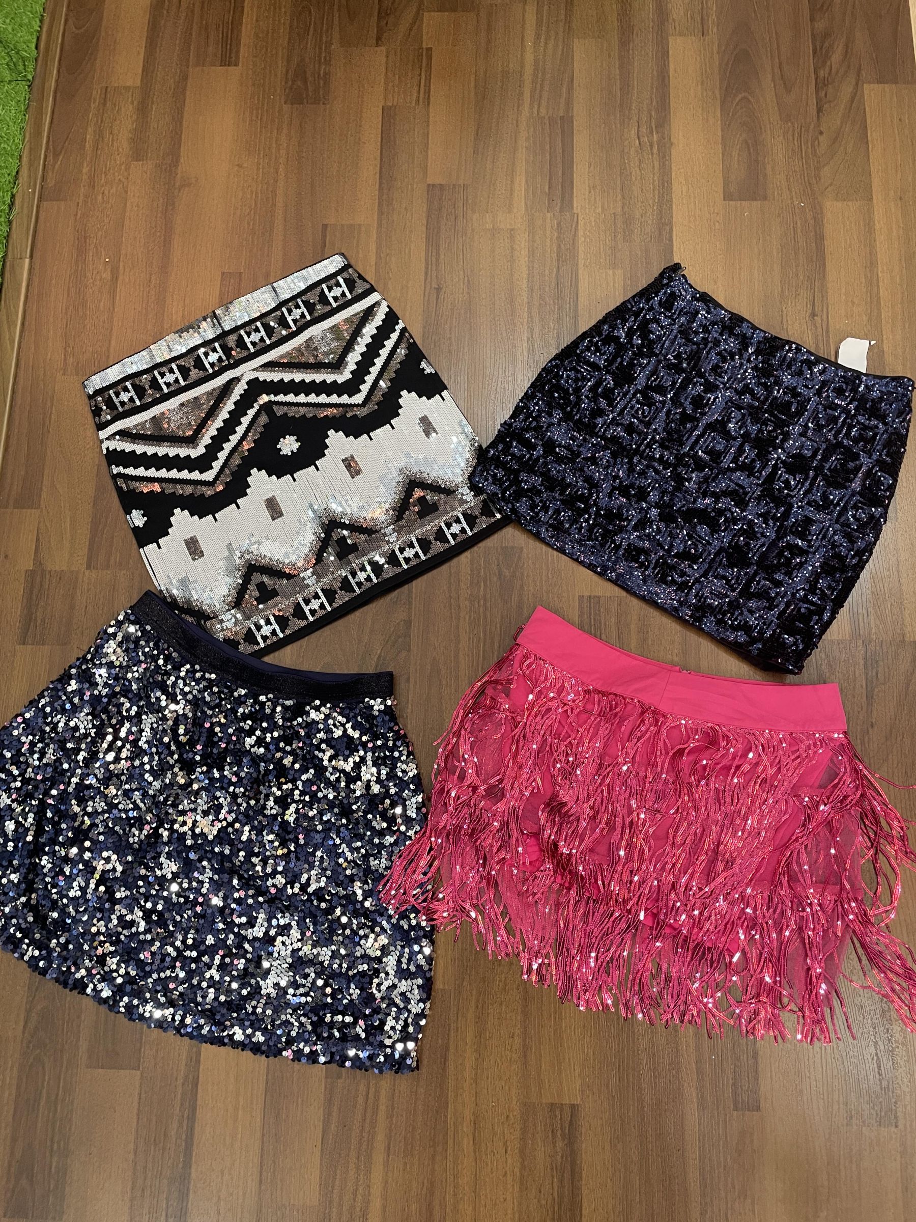 av-1915 y2k inspired mini skirts