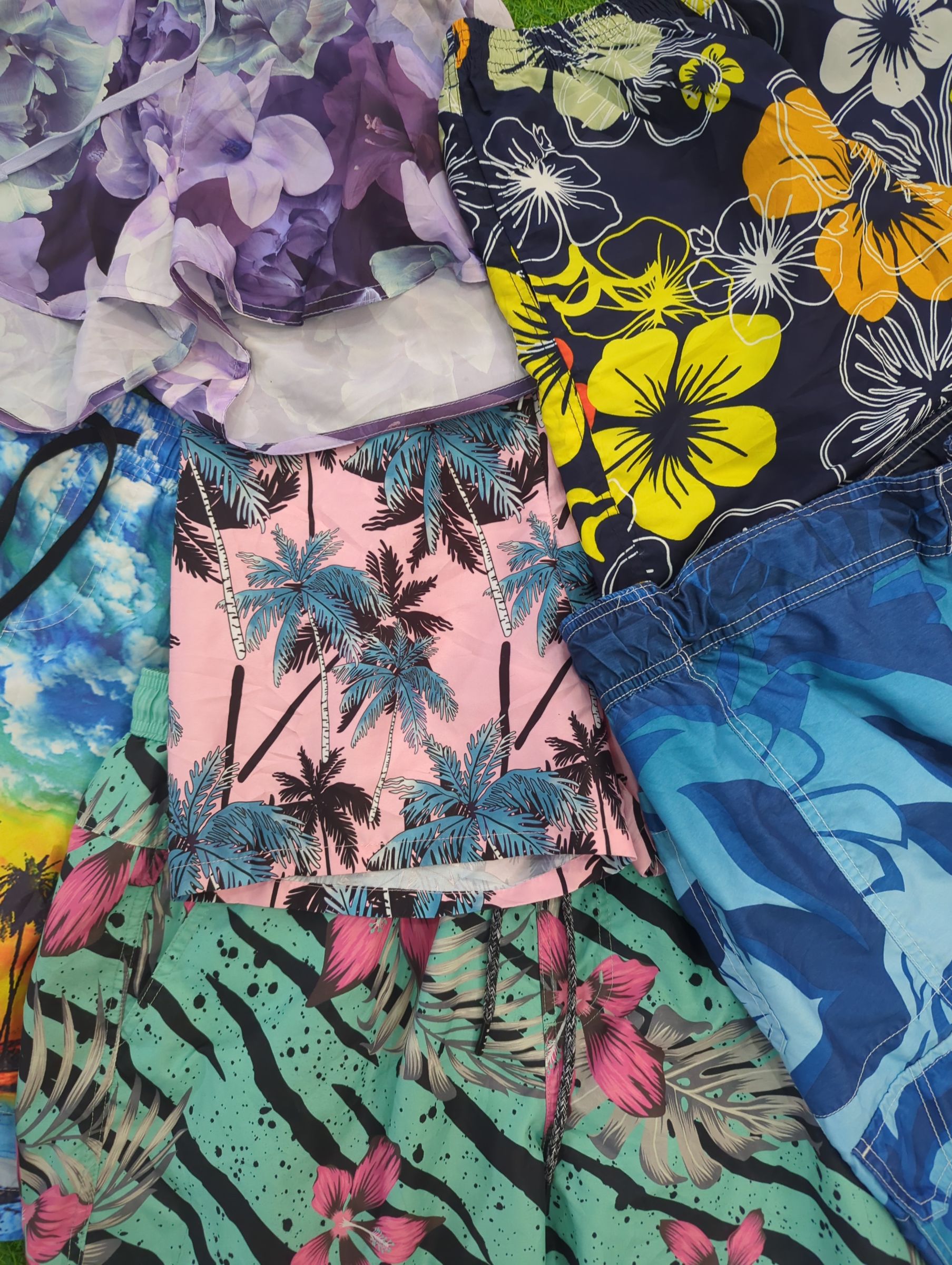 av-1675 unbranded hawaiian shorts | beach shorts