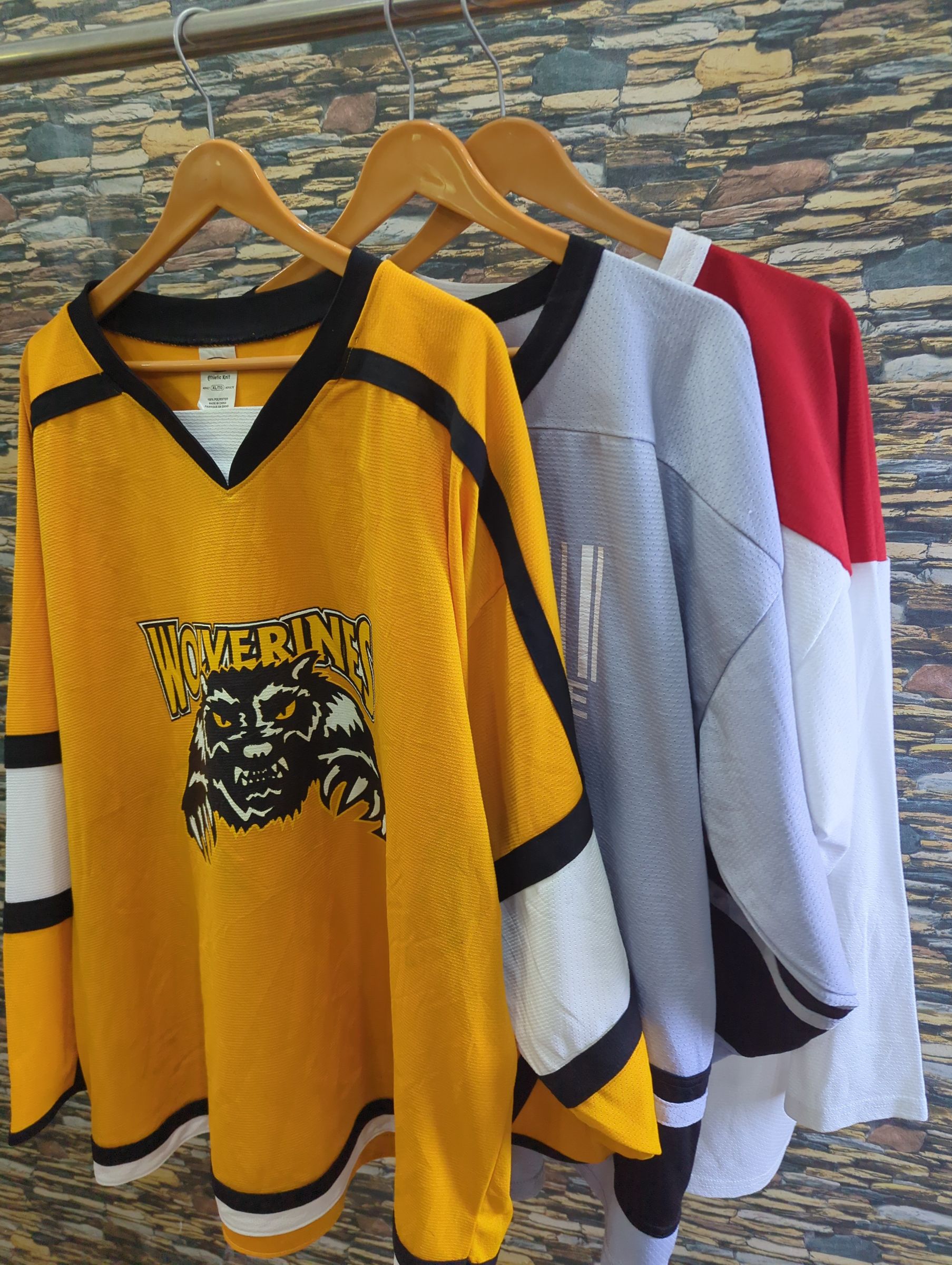avg-0441 unbranded football / baseball jersey