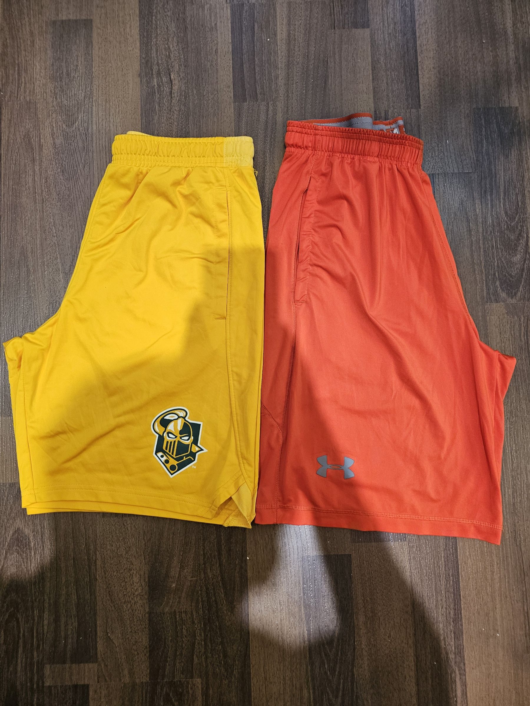 av-2053 under armour shorts