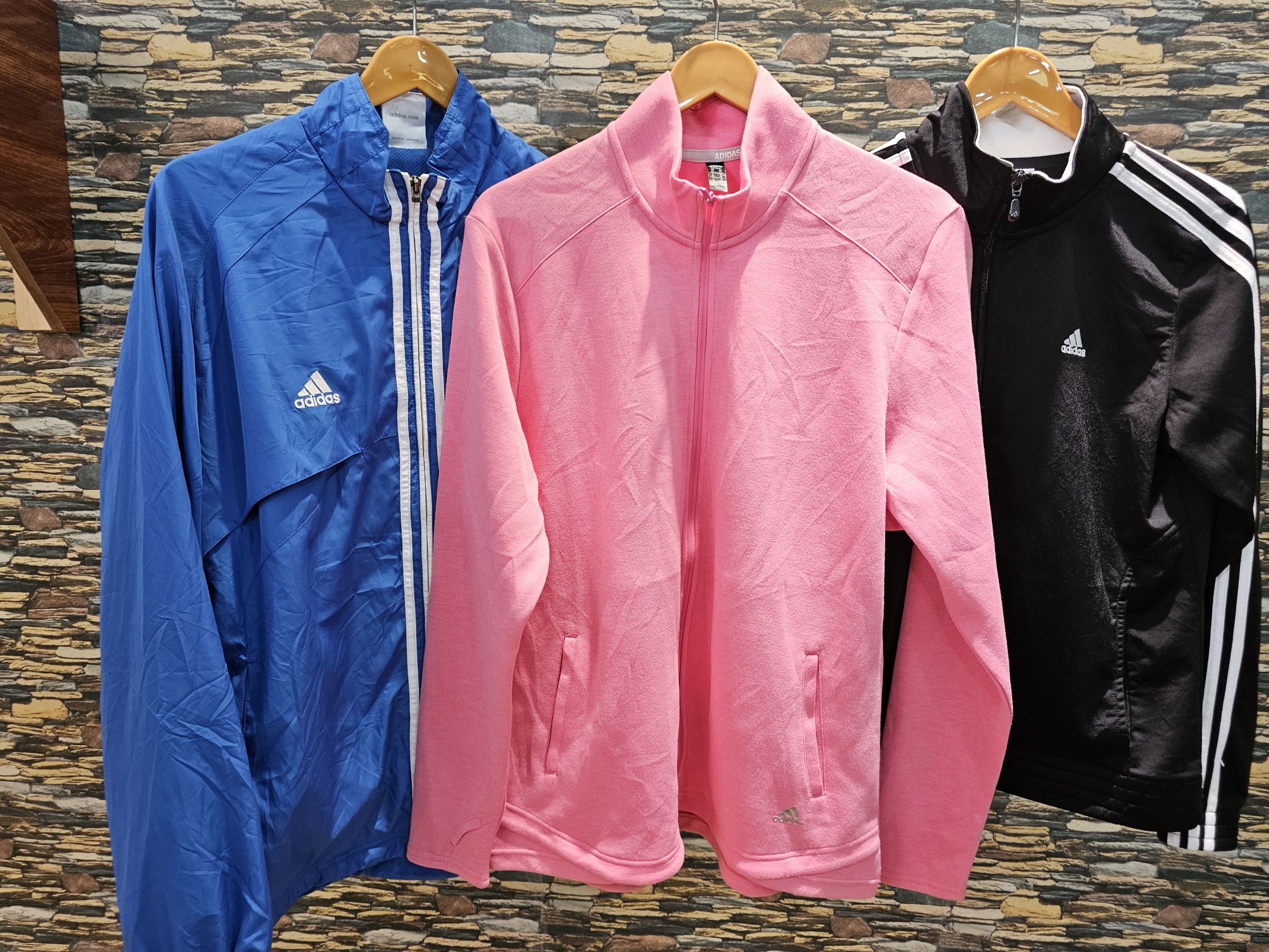 av-2074 adidas jacket