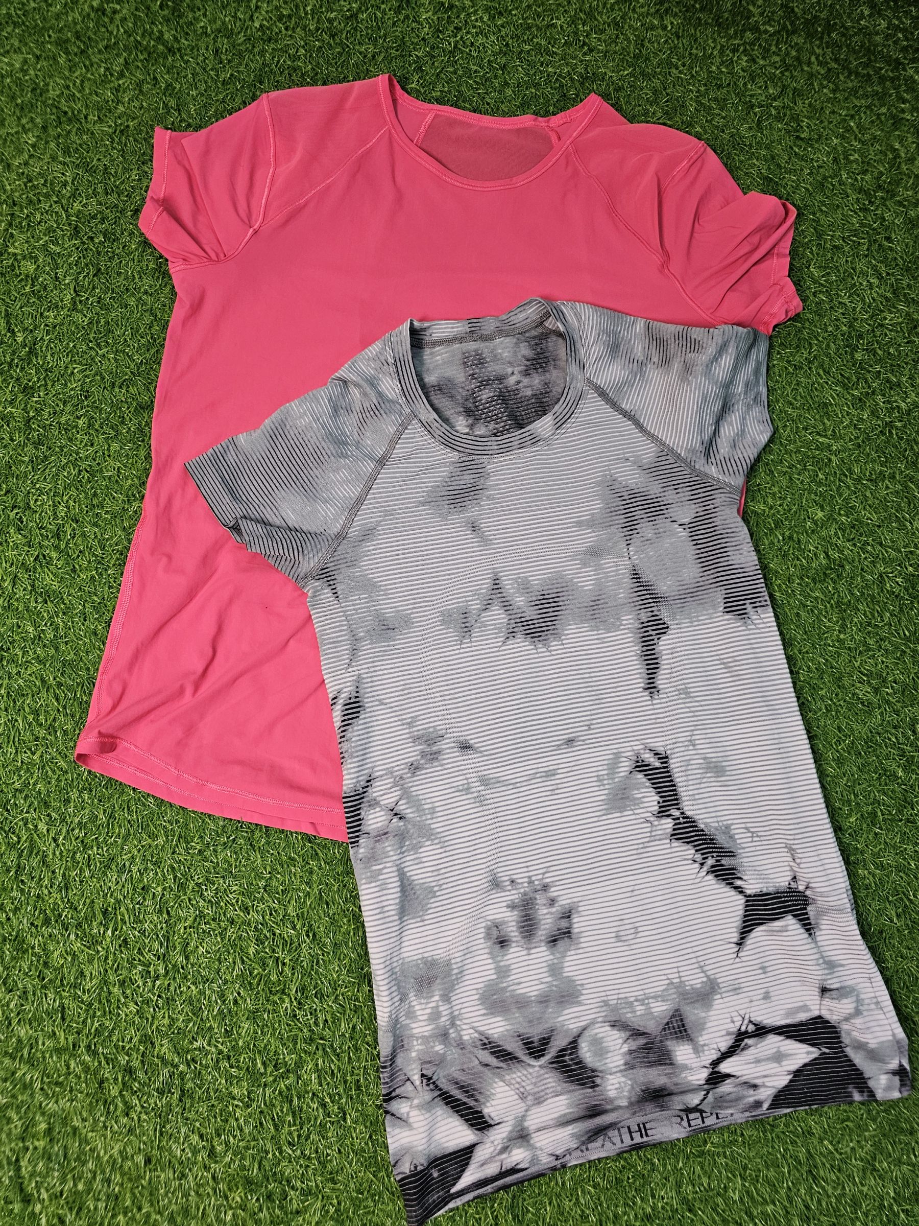 av-2093 lululemon t-shirt