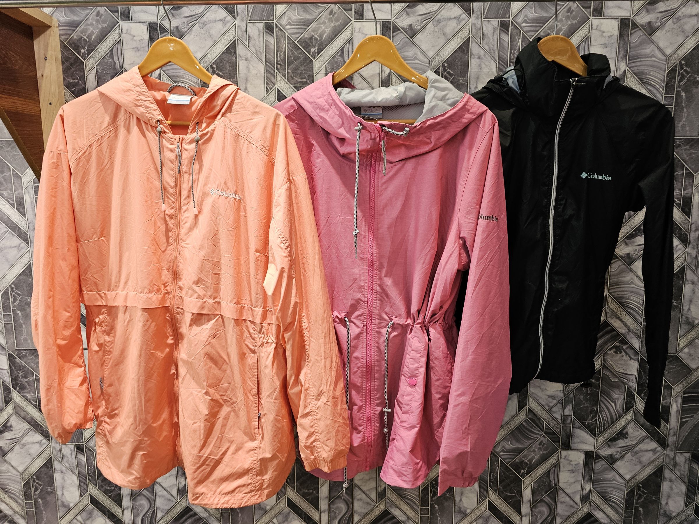 av-2091 columbia windbreaker