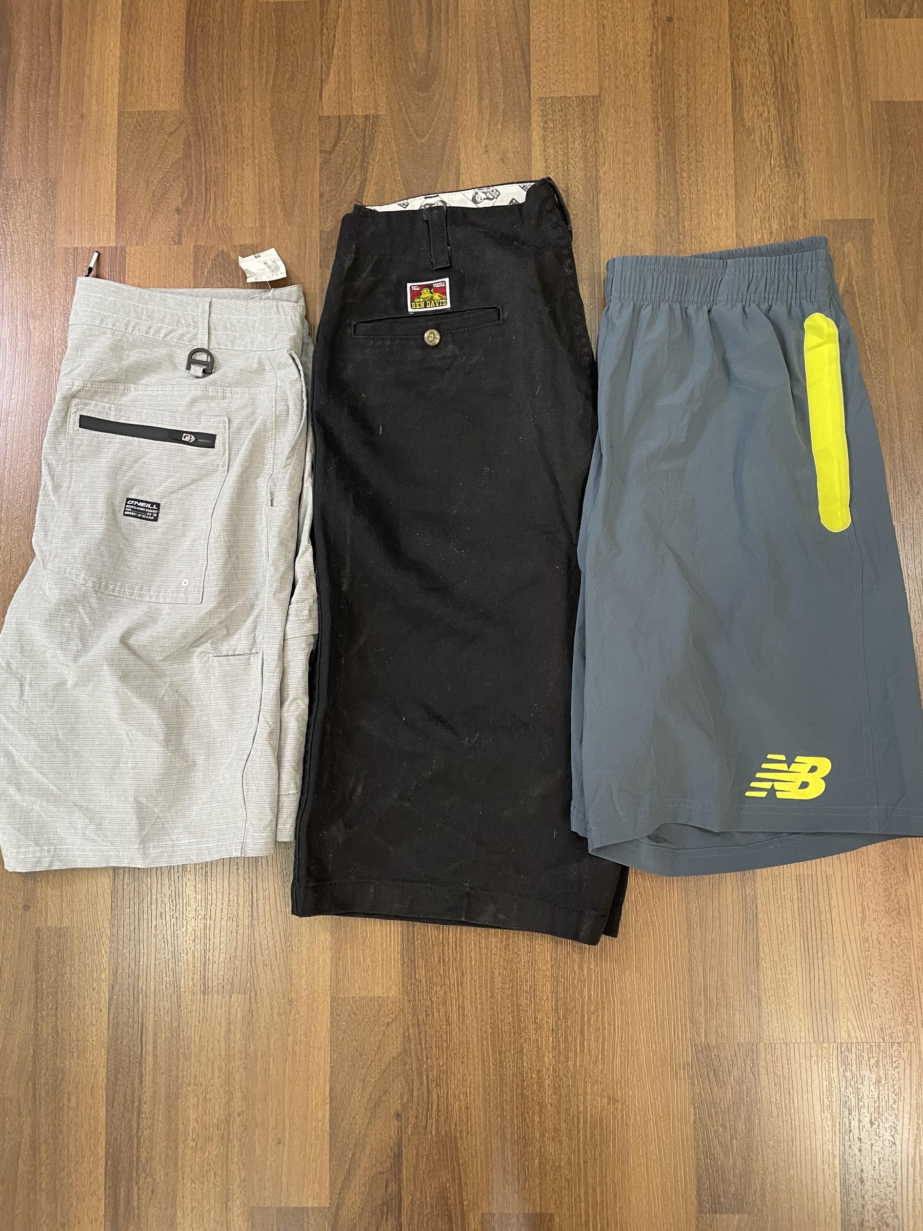 avg-0464 mix branded shorts