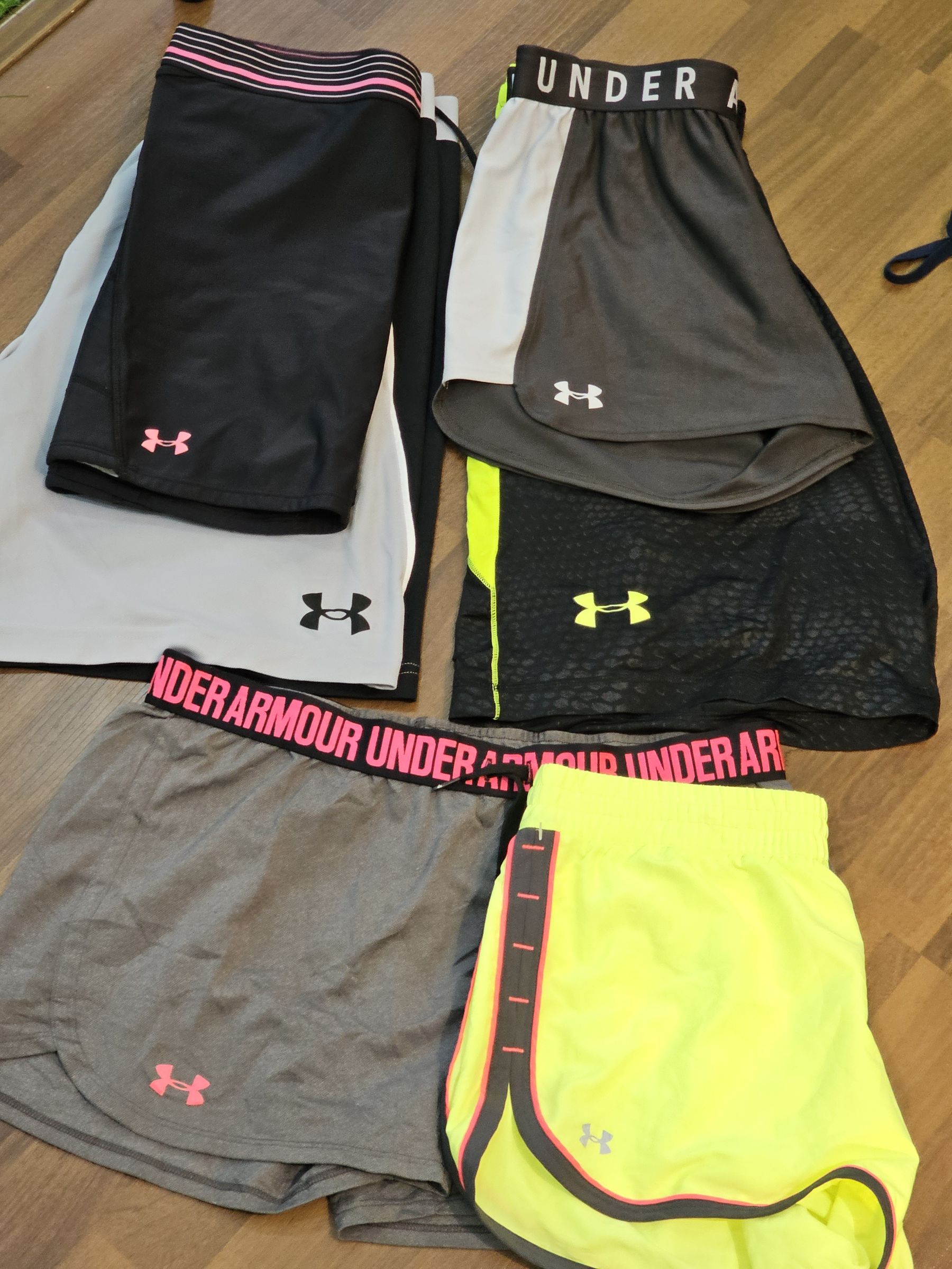 av-2140 under armour shorts