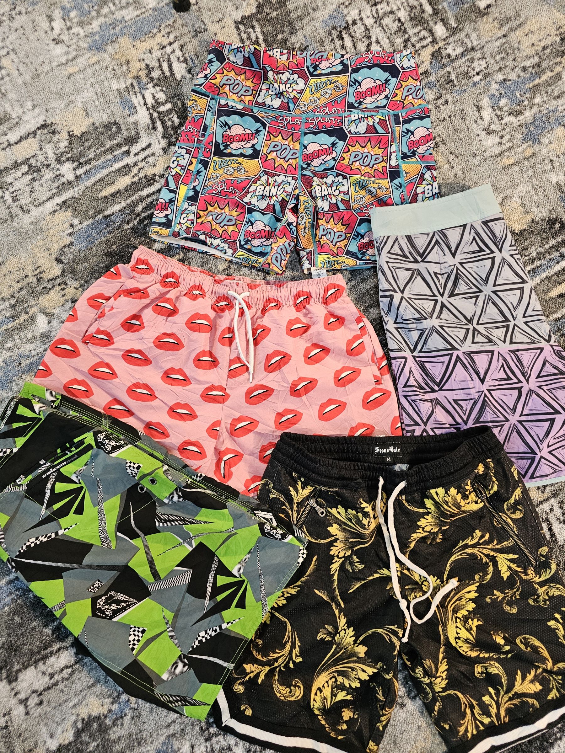 avg-0472 unbranded printed shorts