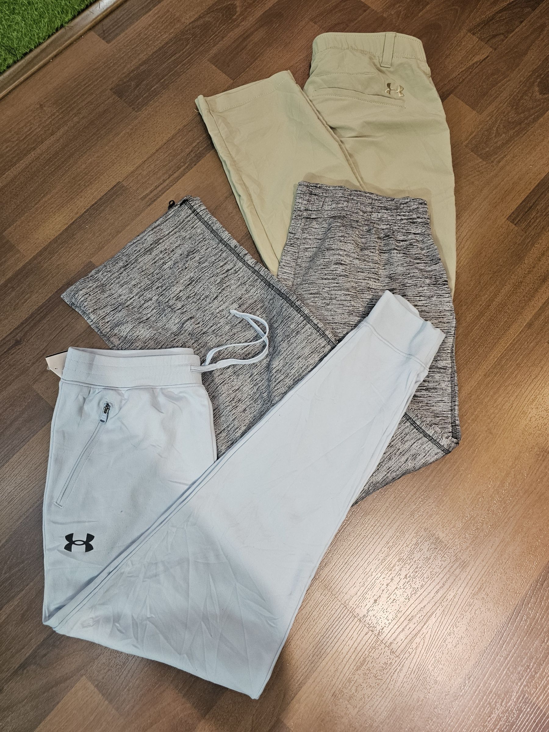 av-2182 under armour trackpants & trousers
