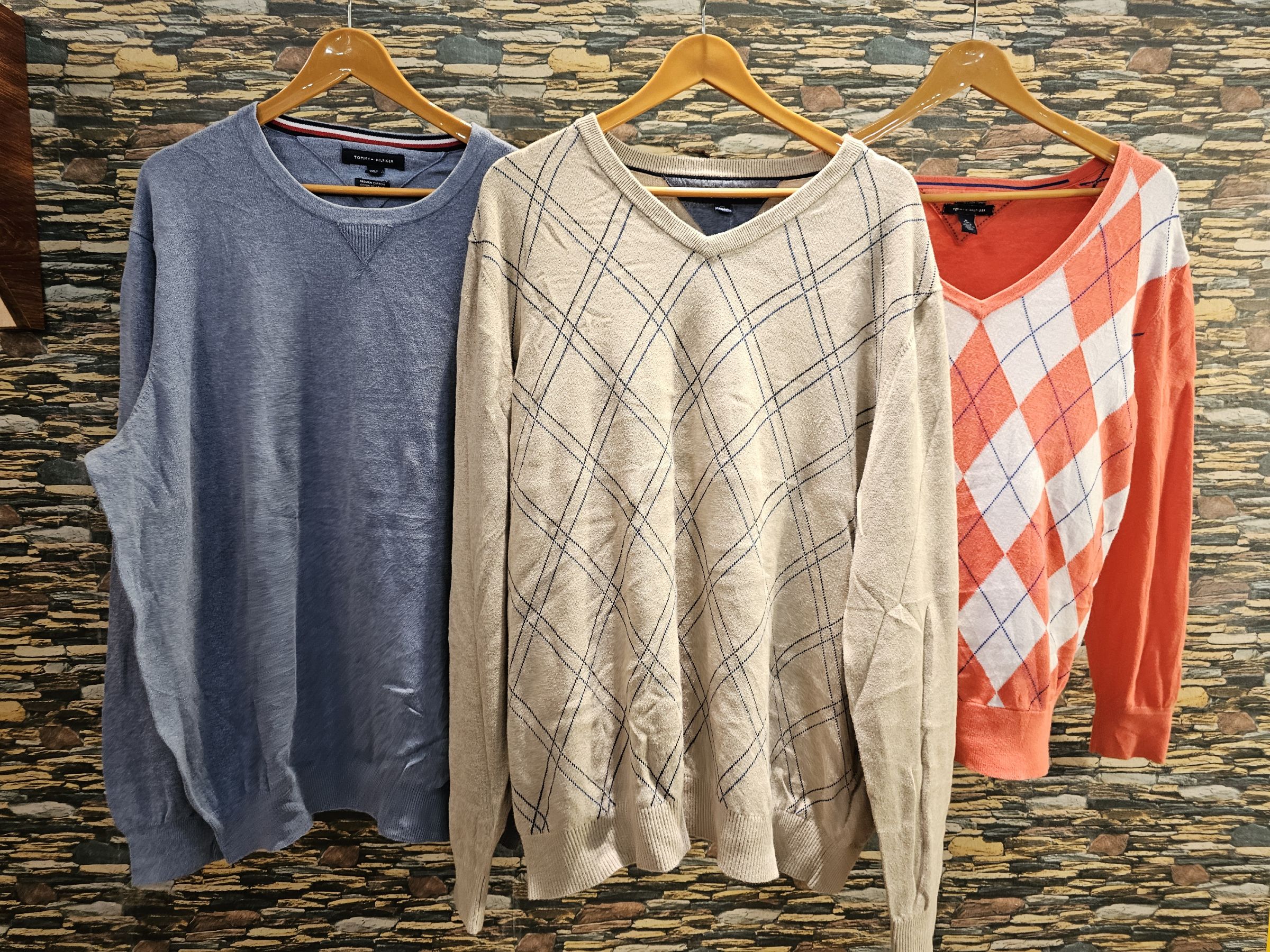 av-2186 tommy hilfiger sweaters