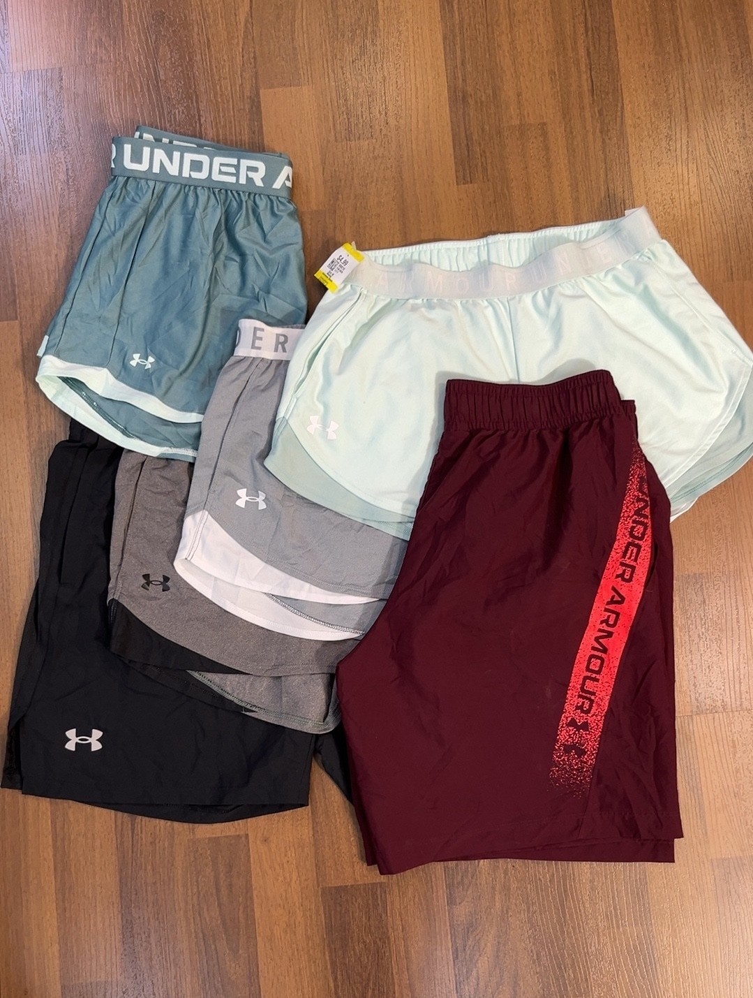 av-2329 under armour ladies sport shorts