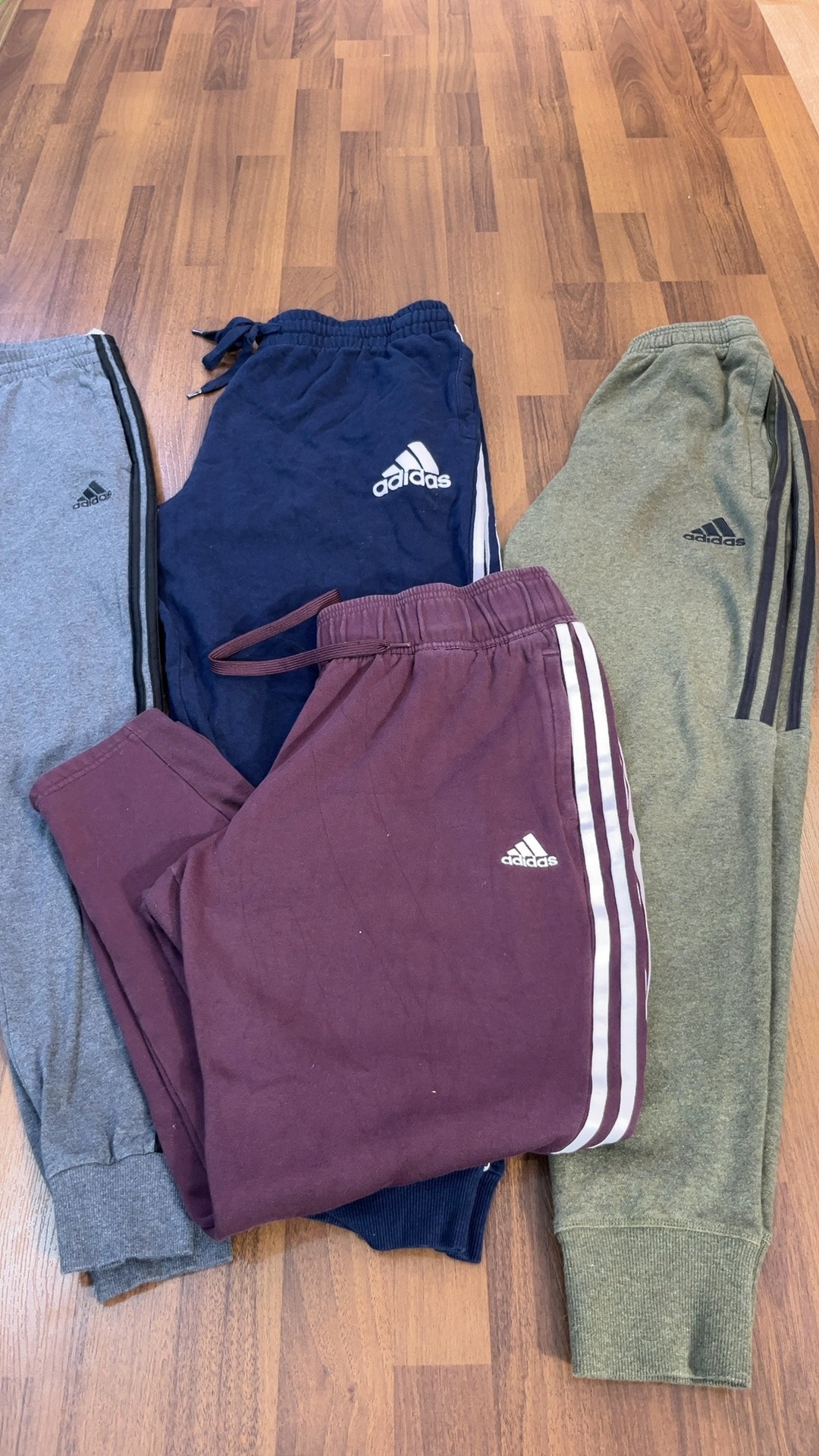 av-2367 adidas sweatpants