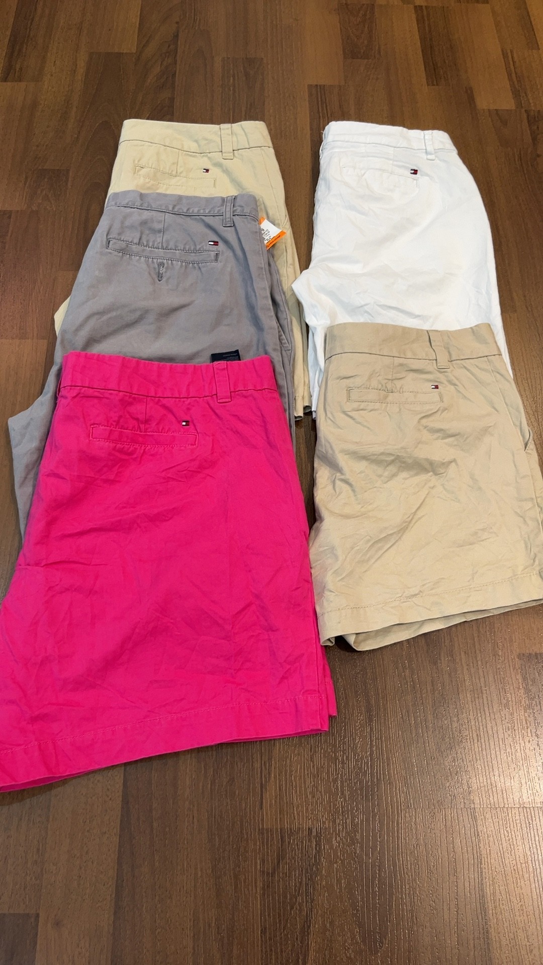 av-2383 tommy hilfiger shorts