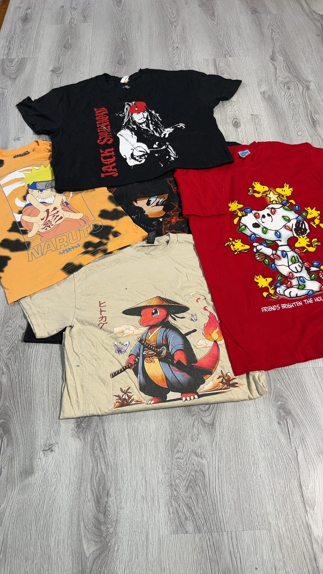 avg-0677 cartoon t-shirt