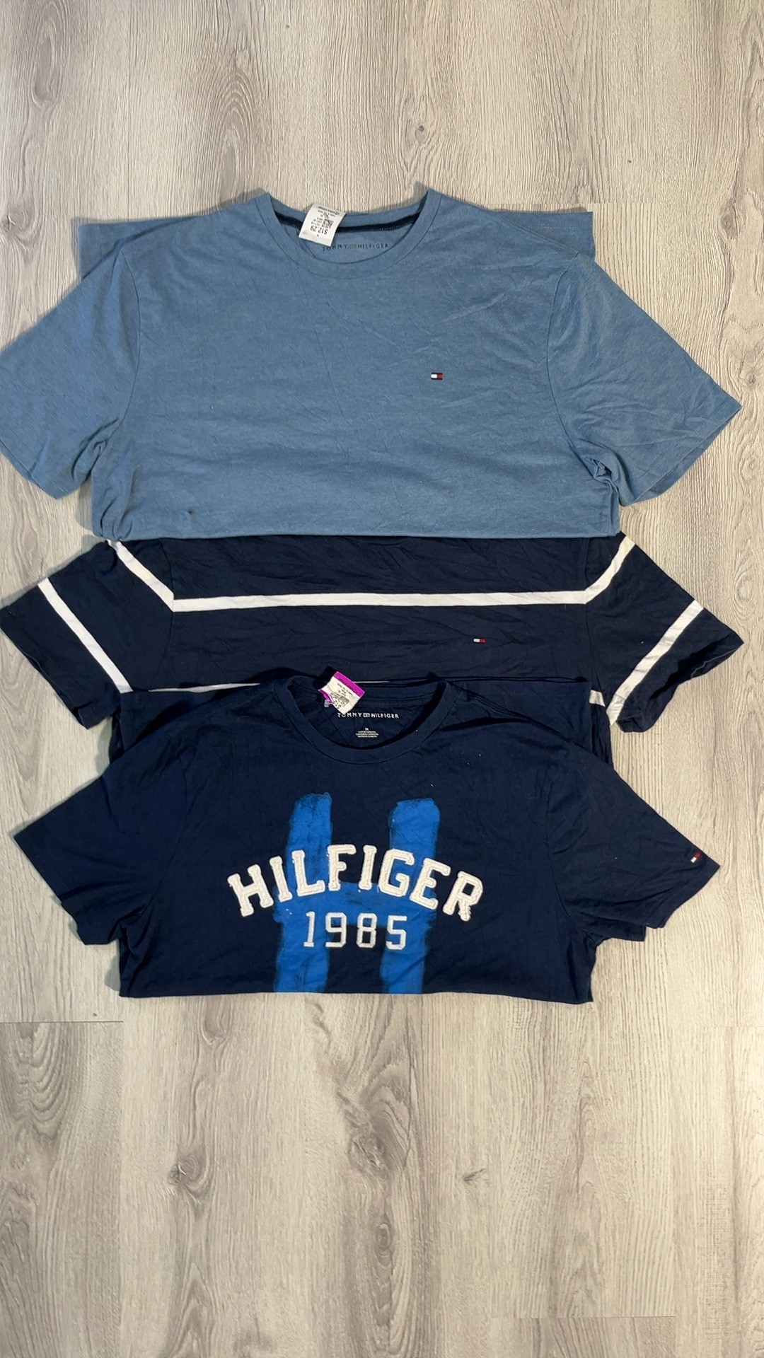 avg-0674 tommy hilfiger t-shirts