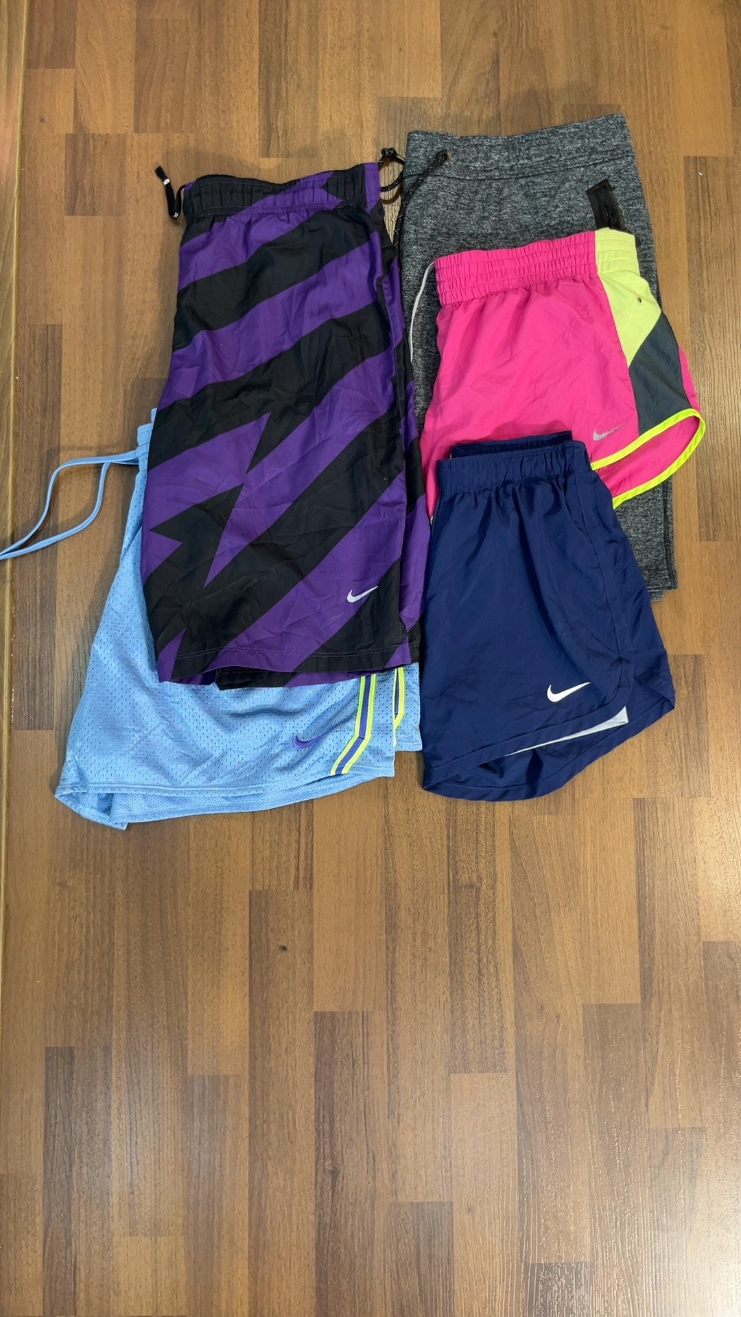 av-2415 nike shorts