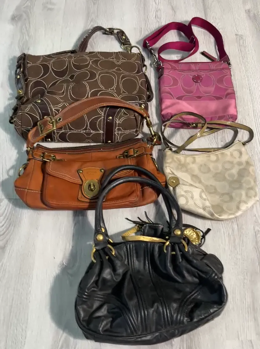 av-2458 coach bags