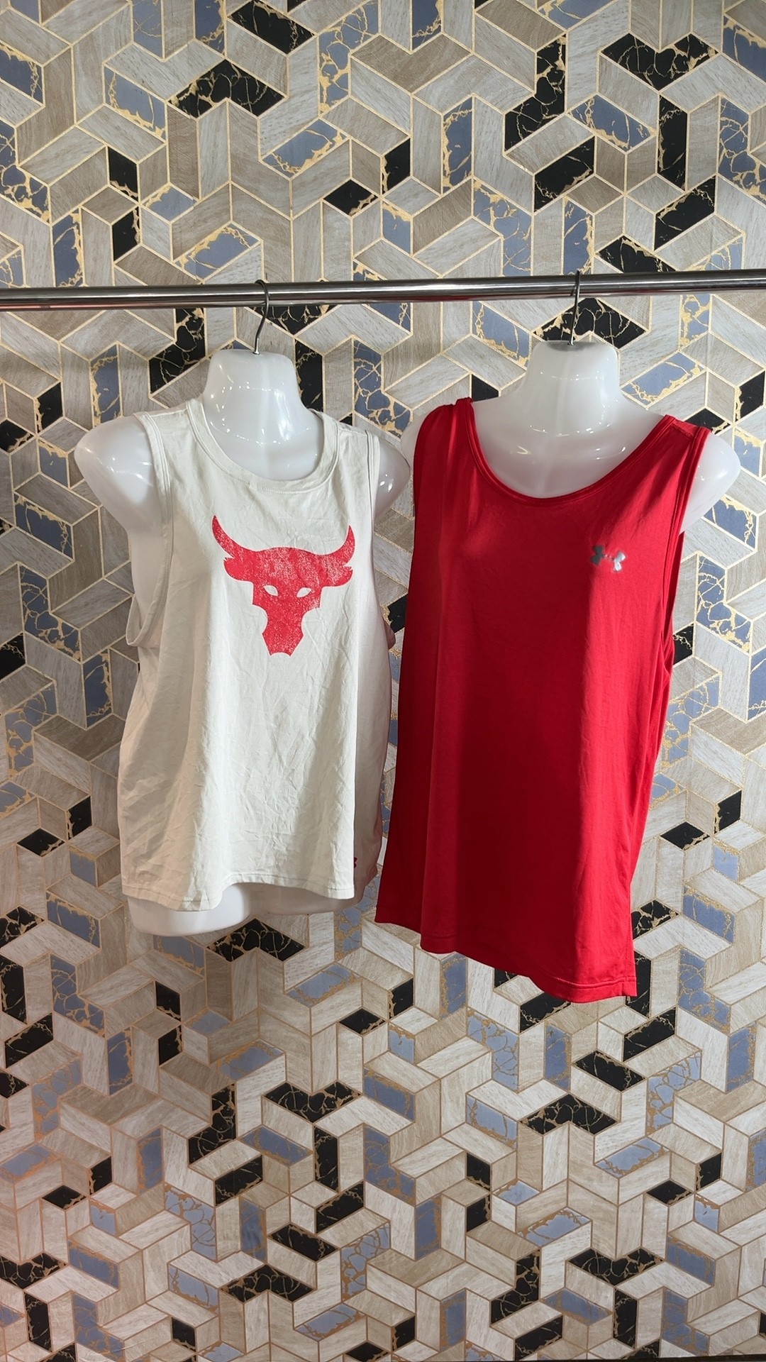av-2513 under armour tank top