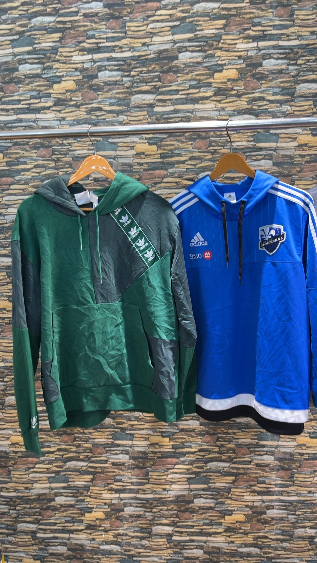 av-2762 adidas hoodies