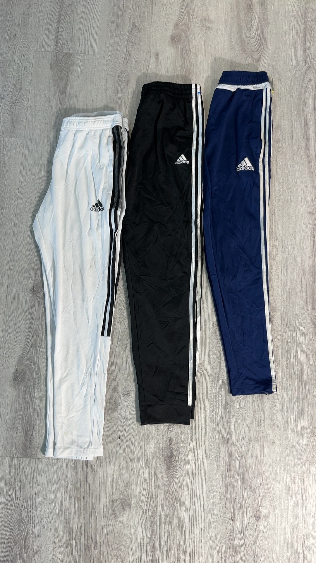 avg-0778 adidas track pants